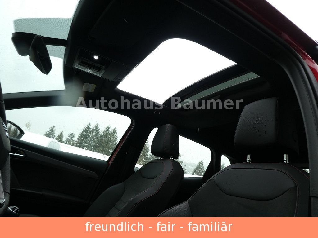 Fahrzeugabbildung Seat Ibiza 1.0 TSI FR 85kW LED PANO DAB NAVI 17"