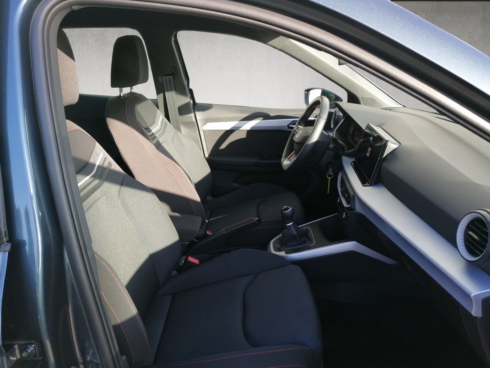 Fahrzeugabbildung SEAT Arona 1.0 TSI FR GAR 2028 ACC VIRTUAL