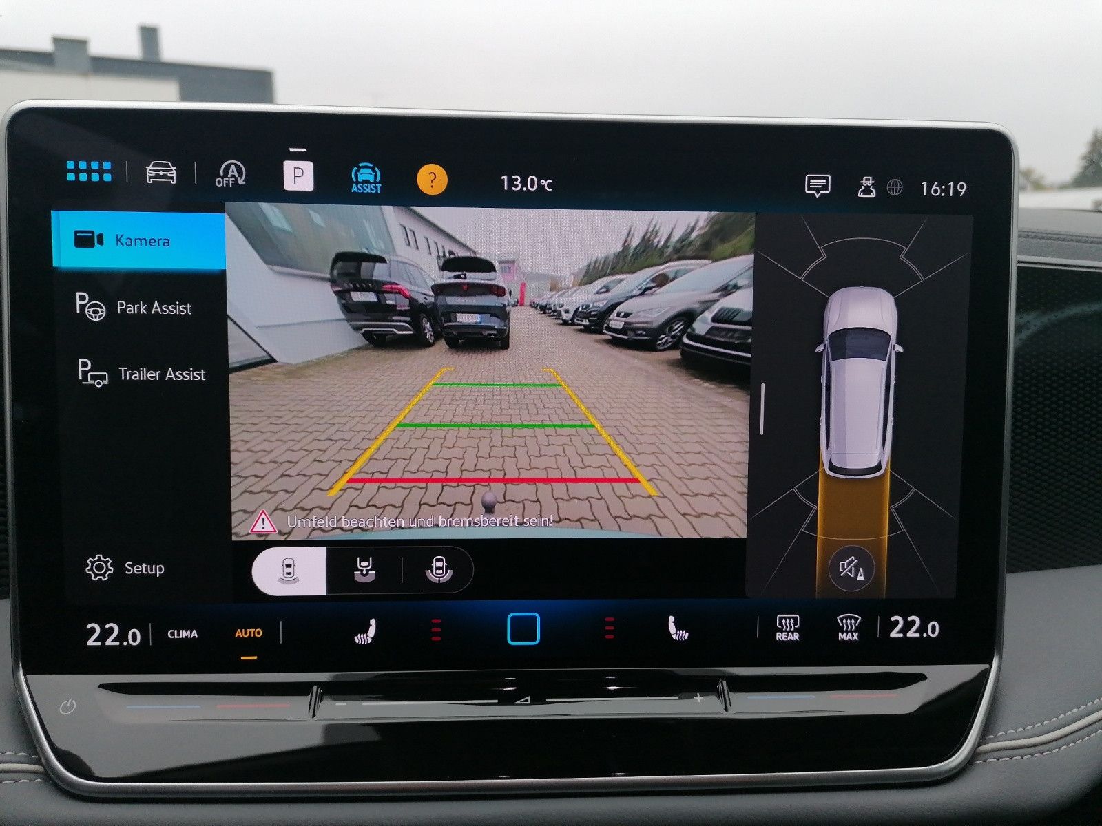 Fahrzeugabbildung Volkswagen Passat Variant 1.5 eTSI DSG AHK elHK ACC