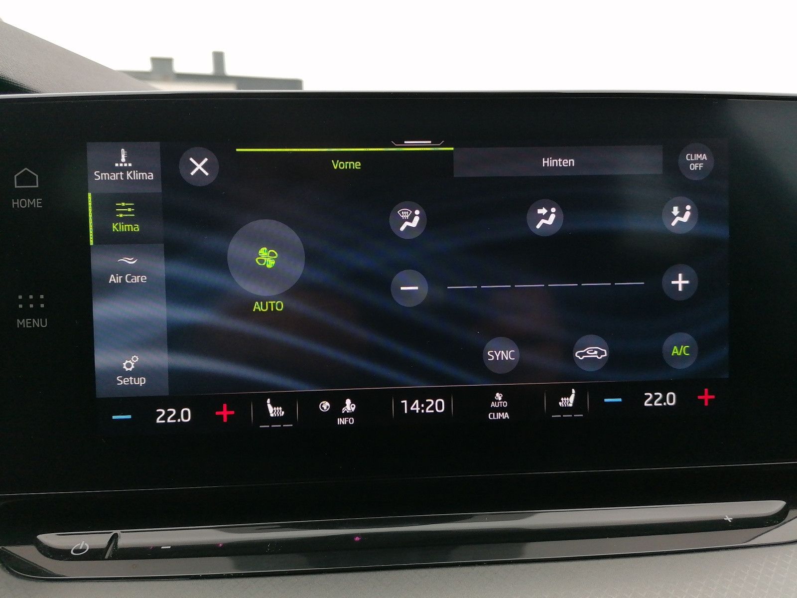 Fahrzeugabbildung SKODA Octavia Combi 1.5 TSI Columbus Kam VC SHZ vo+hi