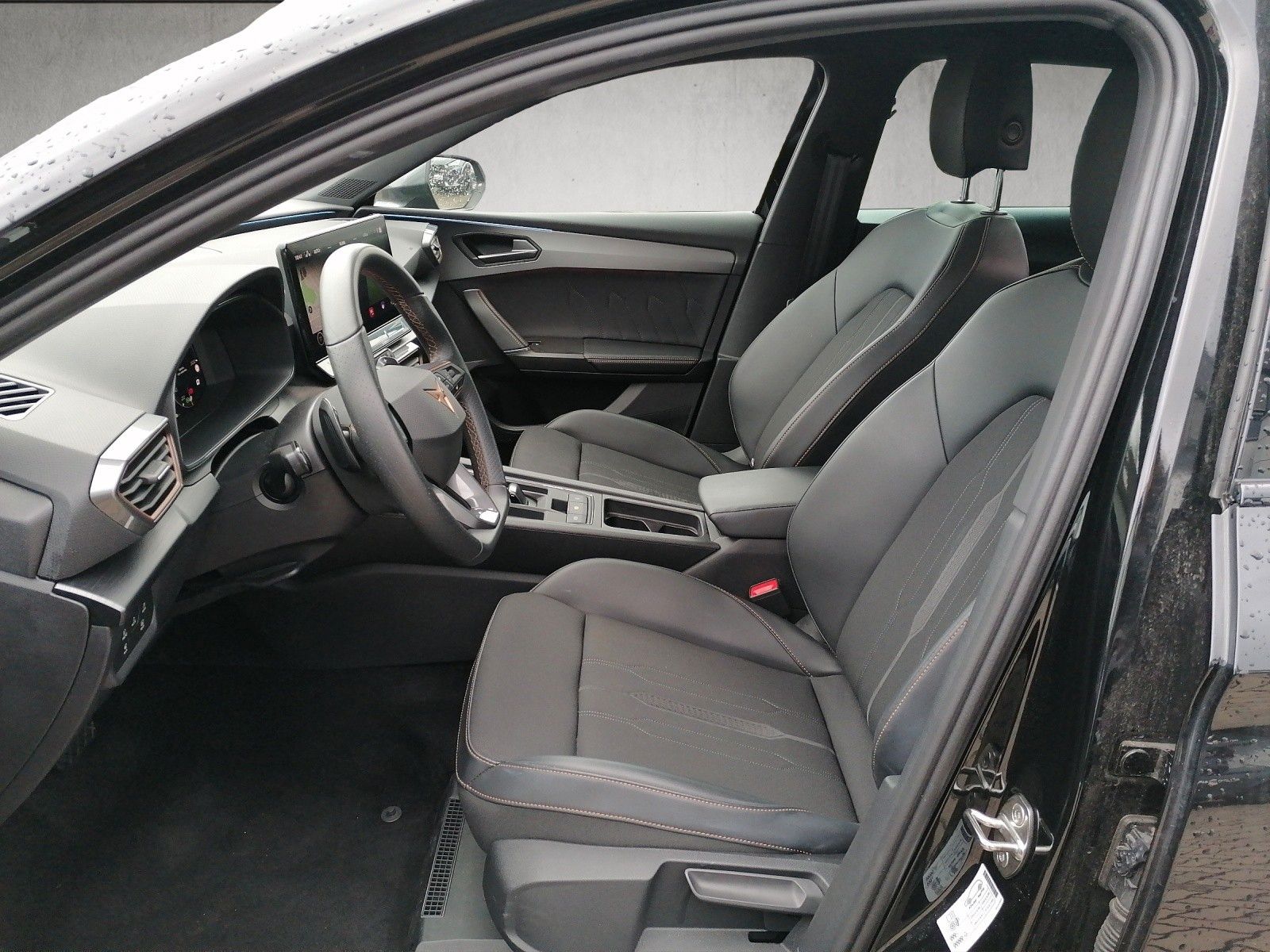 Fahrzeugabbildung CUPRA Leon Sportstourer 1.5 TSI DSG FAP L KAM KES Smar
