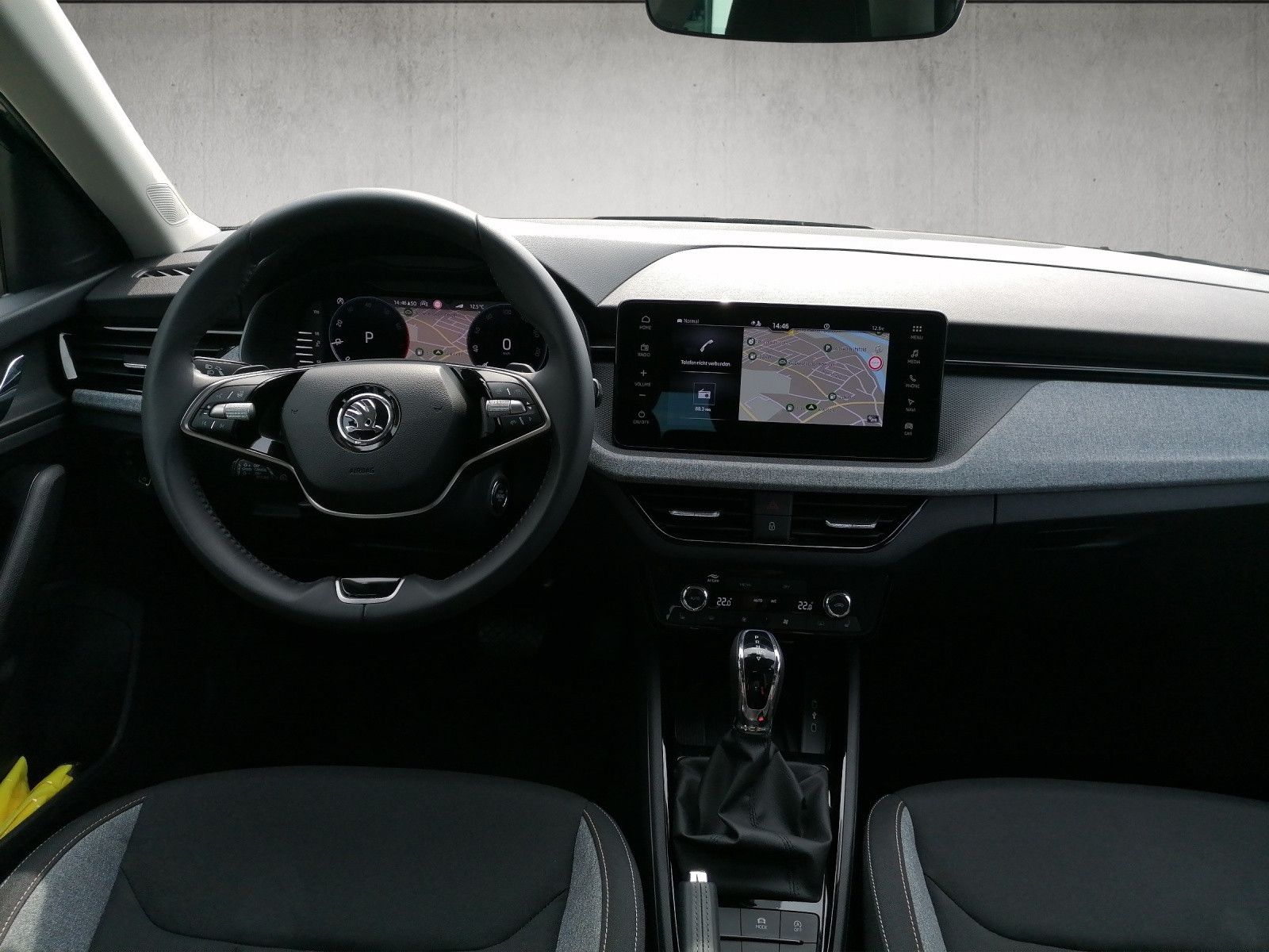 Fahrzeugabbildung SKODA Kamiq 1.0 TSI Selection DSG AHK ACC KAM TRAVEL