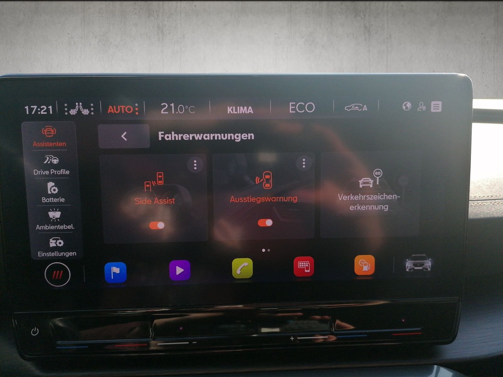 Fahrzeugabbildung CUPRA Formentor VZ e-Hybrid 180kW AHK FAP XL elHK