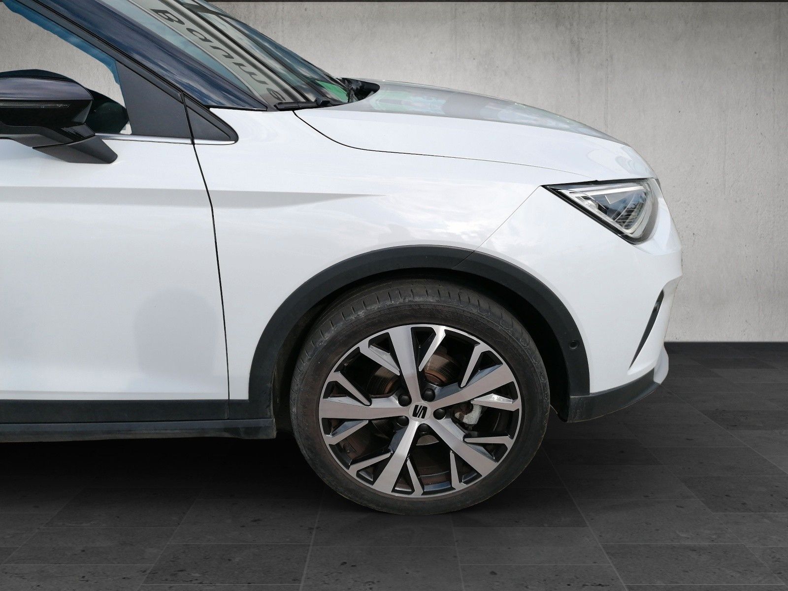Fahrzeugabbildung SEAT Arona 1.0 TSI Xperience DSG FAP XL 18" VC ALCANT