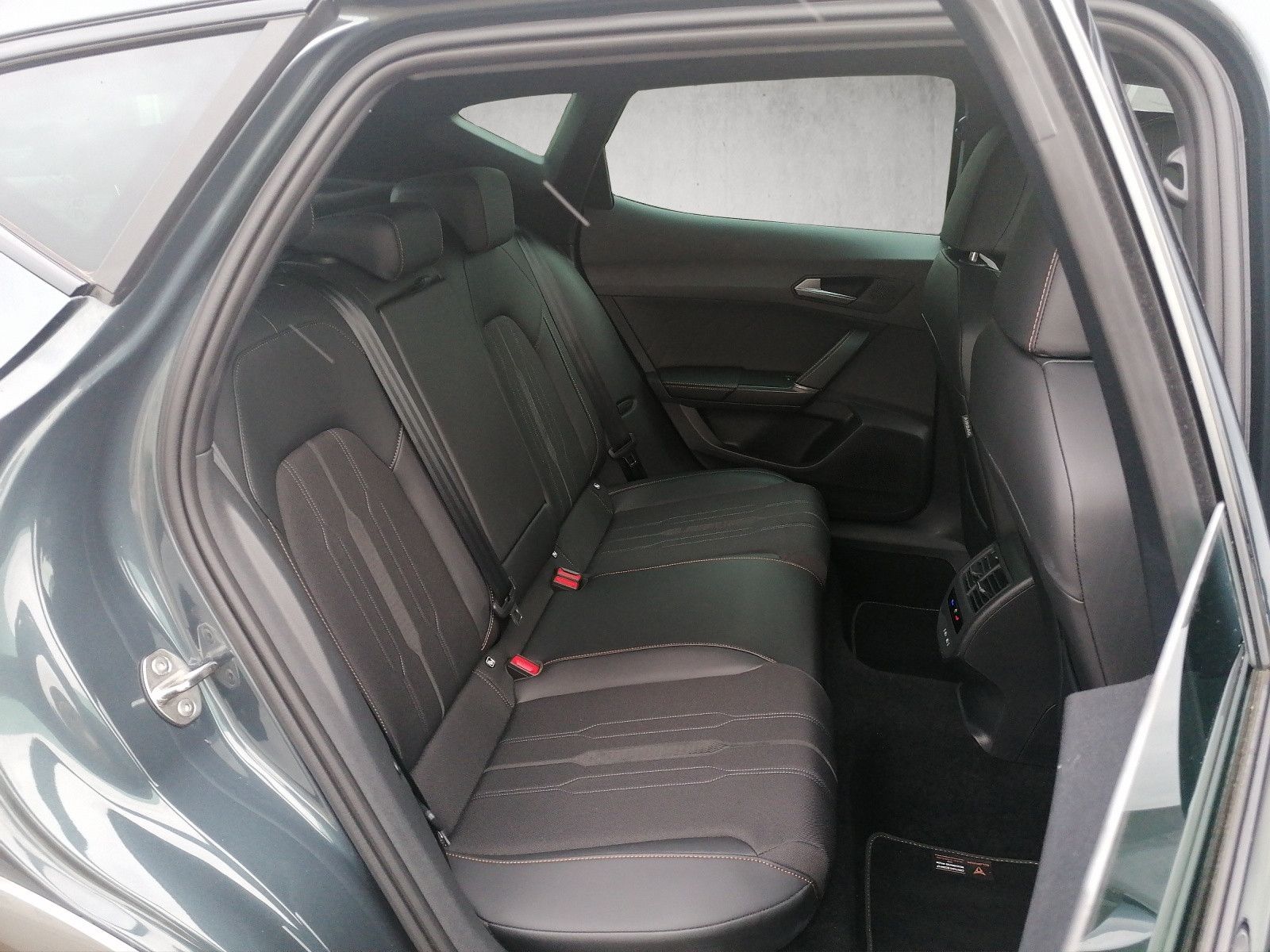 Fahrzeugabbildung CUPRA Formentor 1.5 TSI DSG elHK FAP XL Smart Amb KAM