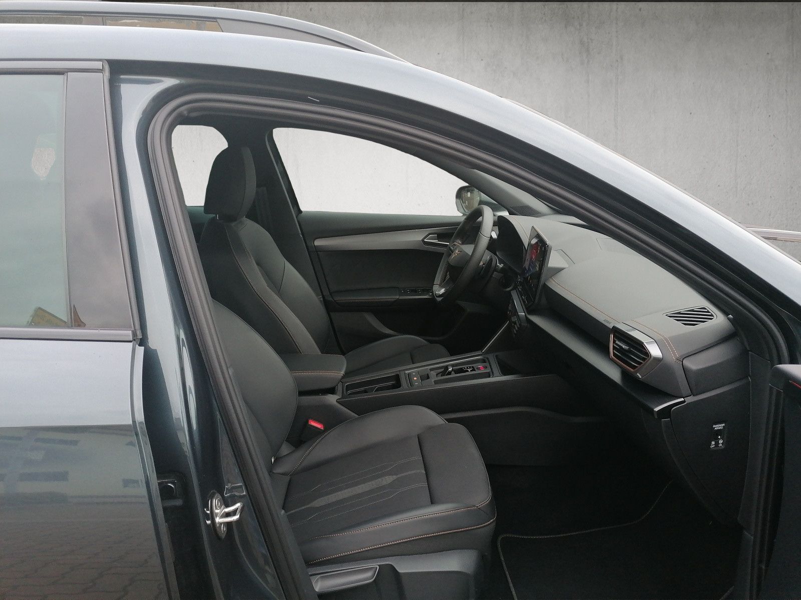 Fahrzeugabbildung CUPRA Formentor 1.5 TSI DSG elHK FAP XL Smart Amb KAM