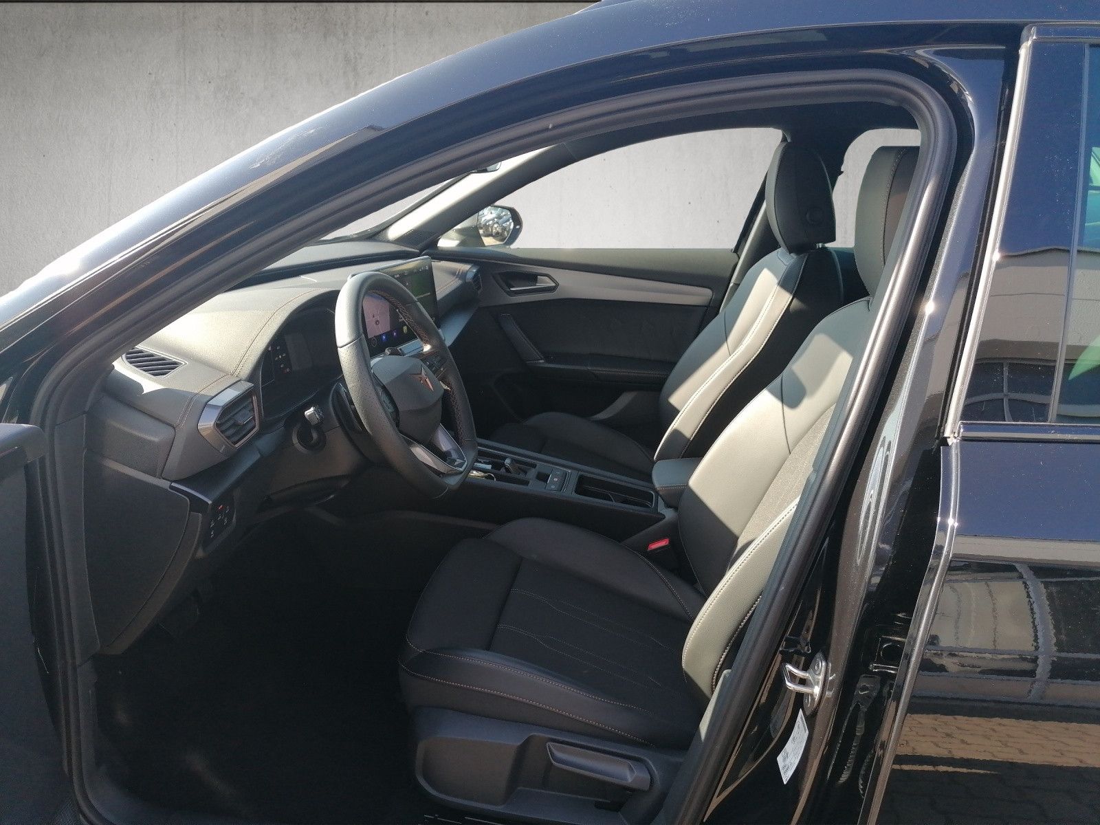 Fahrzeugabbildung CUPRA Formentor 1.5 TSI DSG elHK FAP XL Smart Amb KAM