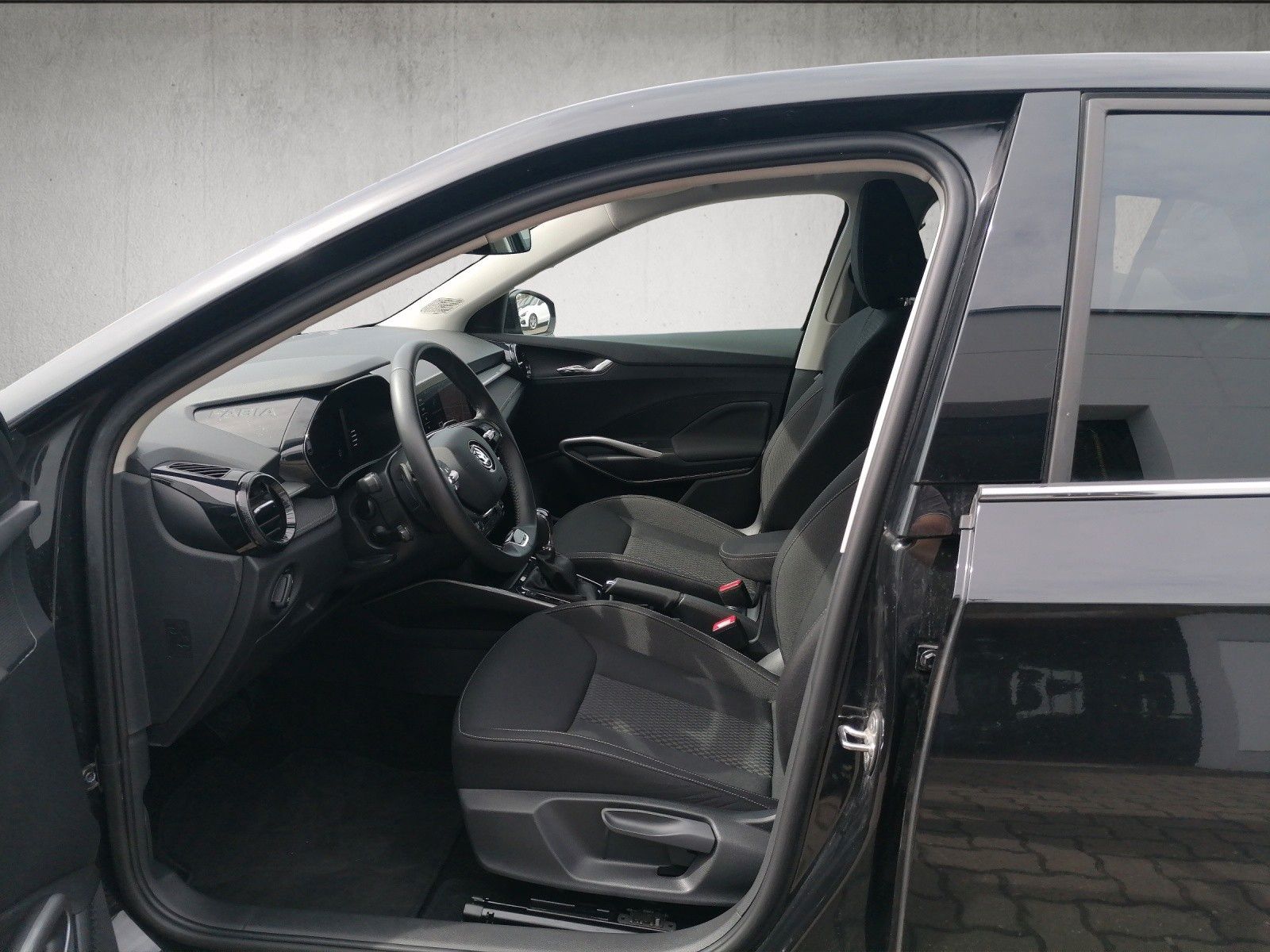 Fahrzeugabbildung SKODA Fabia 1.0 TSI DSG Style|ACC|Kamera|E-Call+ v.AHK