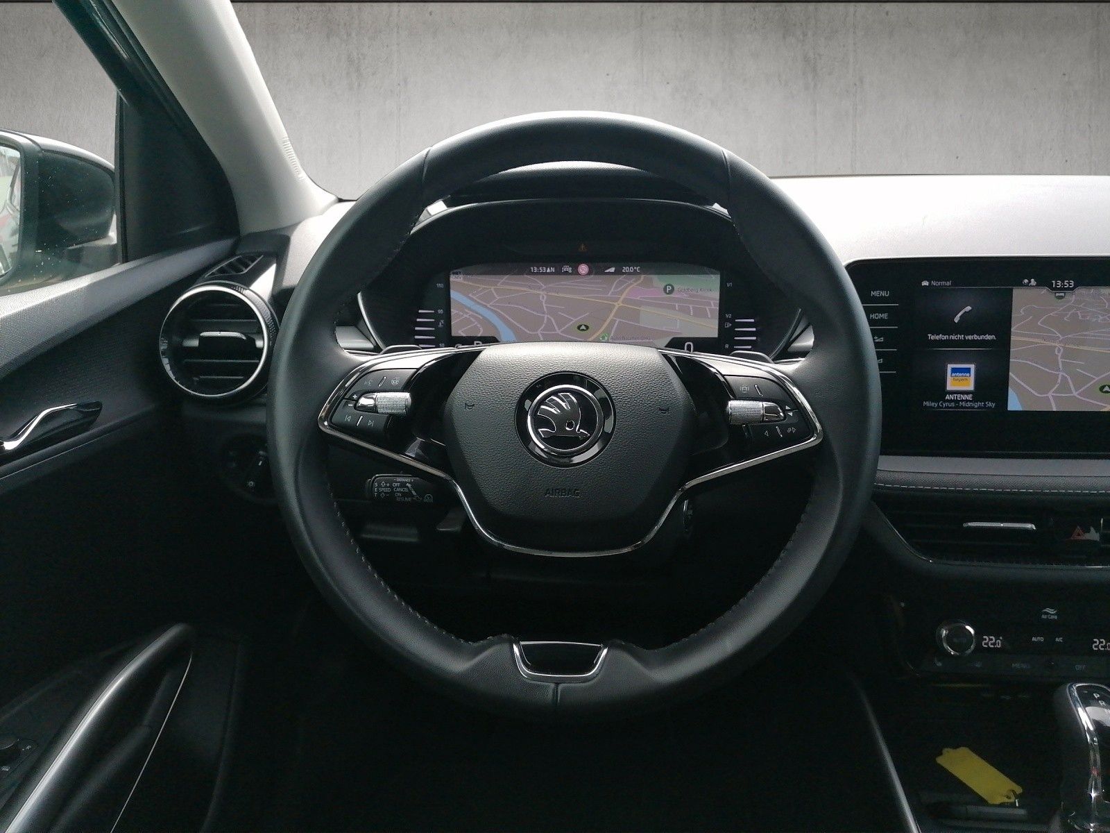 Fahrzeugabbildung SKODA Fabia 1.0 TSI DSG Style|ACC|Kamera|E-Call+ v.AHK