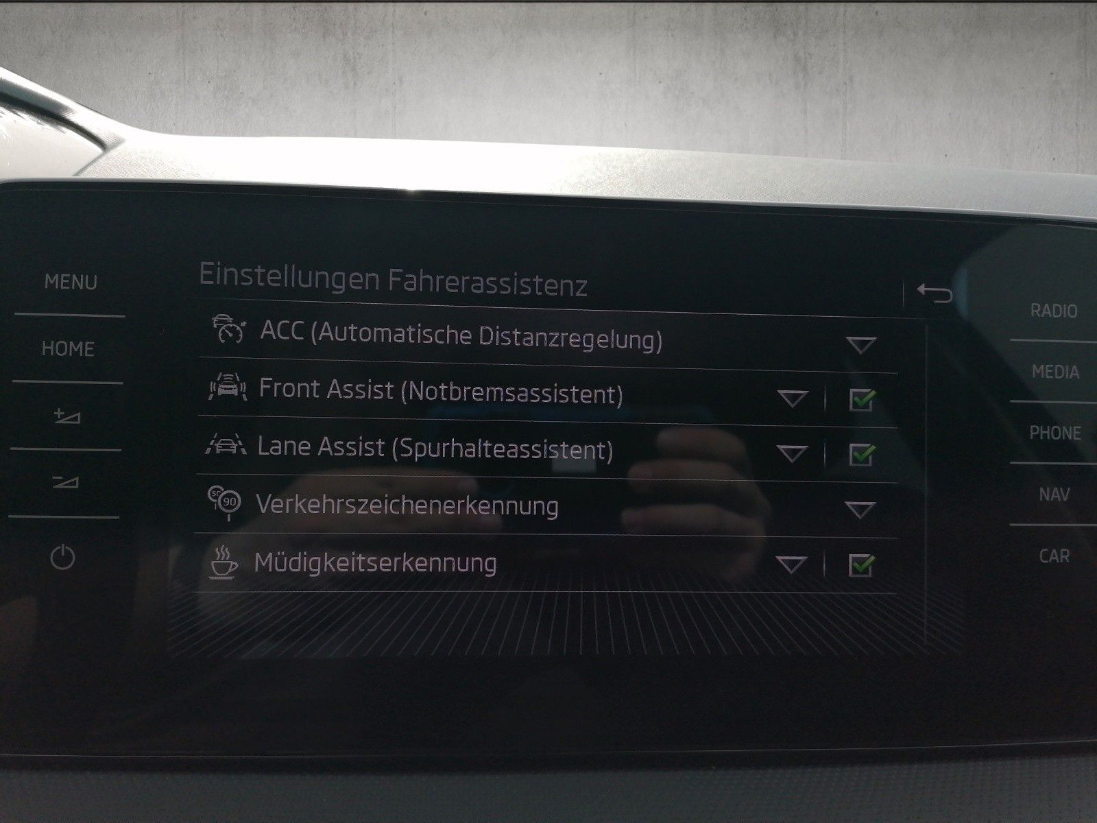 Fahrzeugabbildung SKODA Fabia 1.0 TSI DSG Style|ACC|Kamera|E-Call+ v.AHK