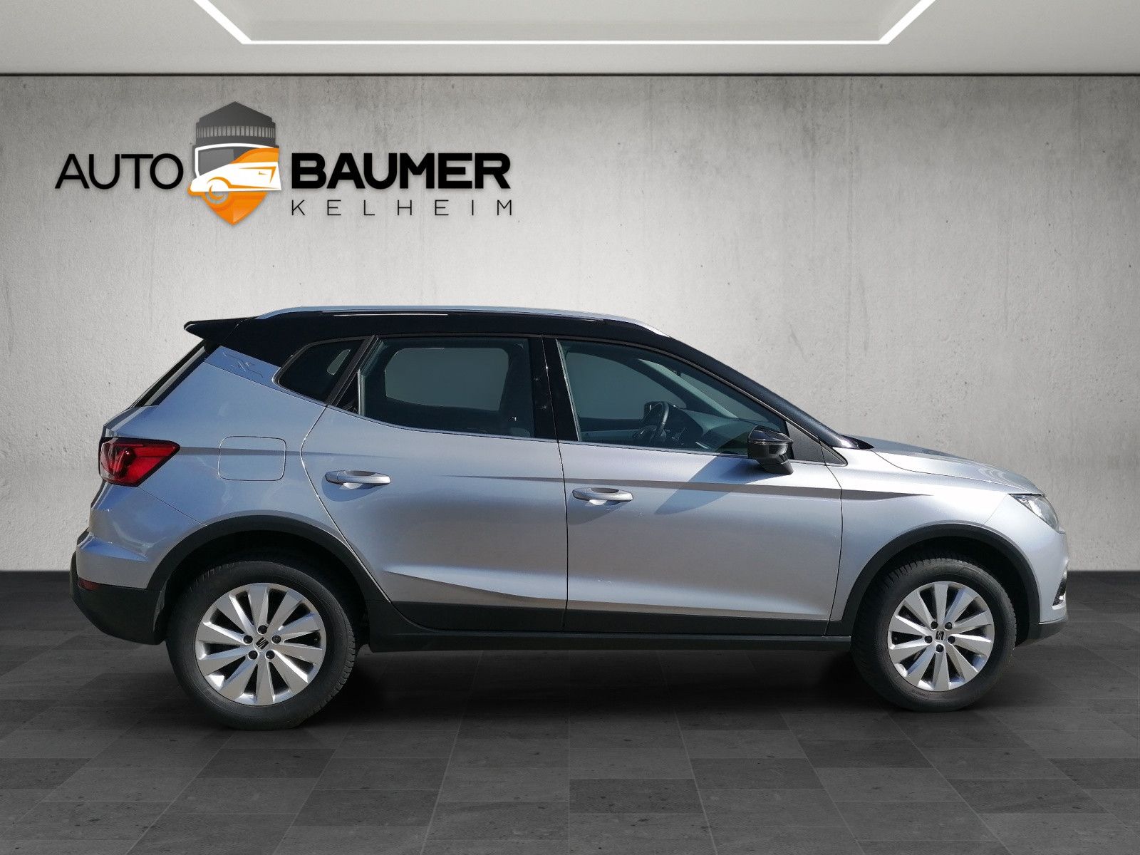 Fahrzeugabbildung SEAT Arona 1.0 TSI Xcellence DSG NAVI ACC DAB SHZ