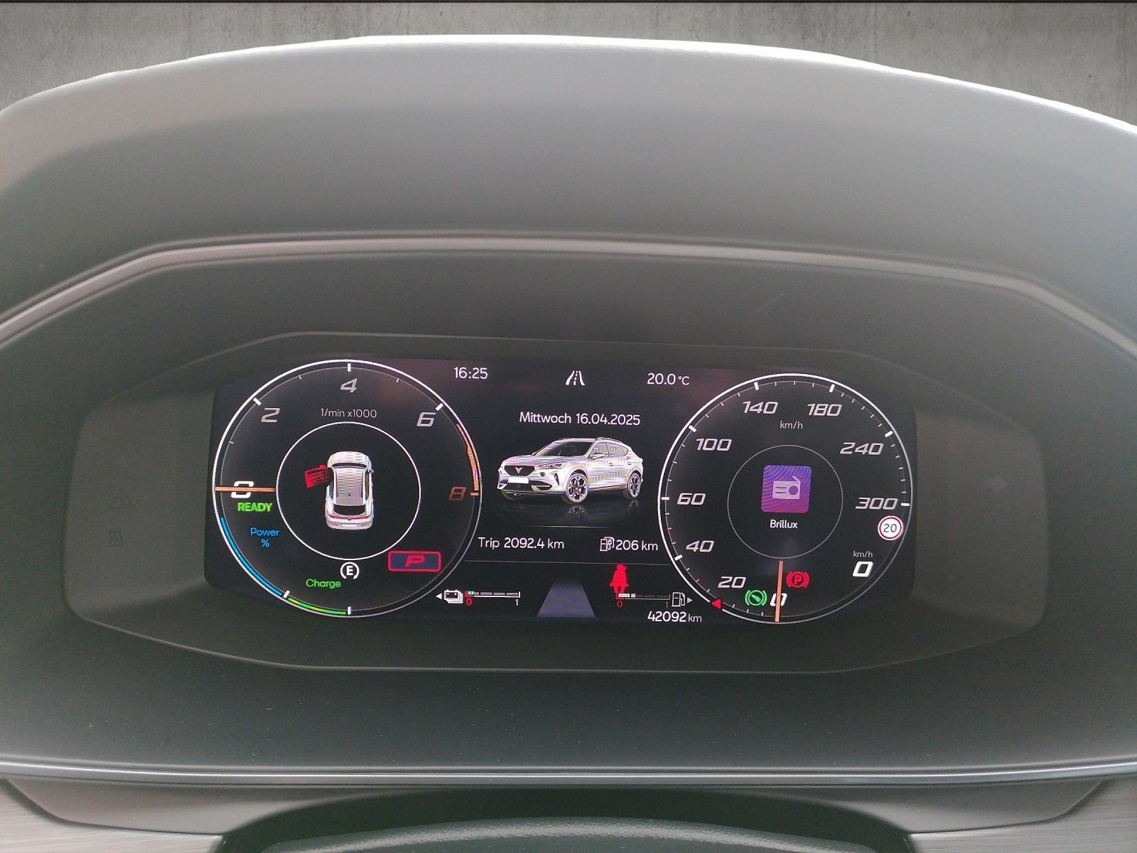 Fahrzeugabbildung CUPRA Formentor 1.4 e-Hybrid DSG AHK SMART AMB elHK