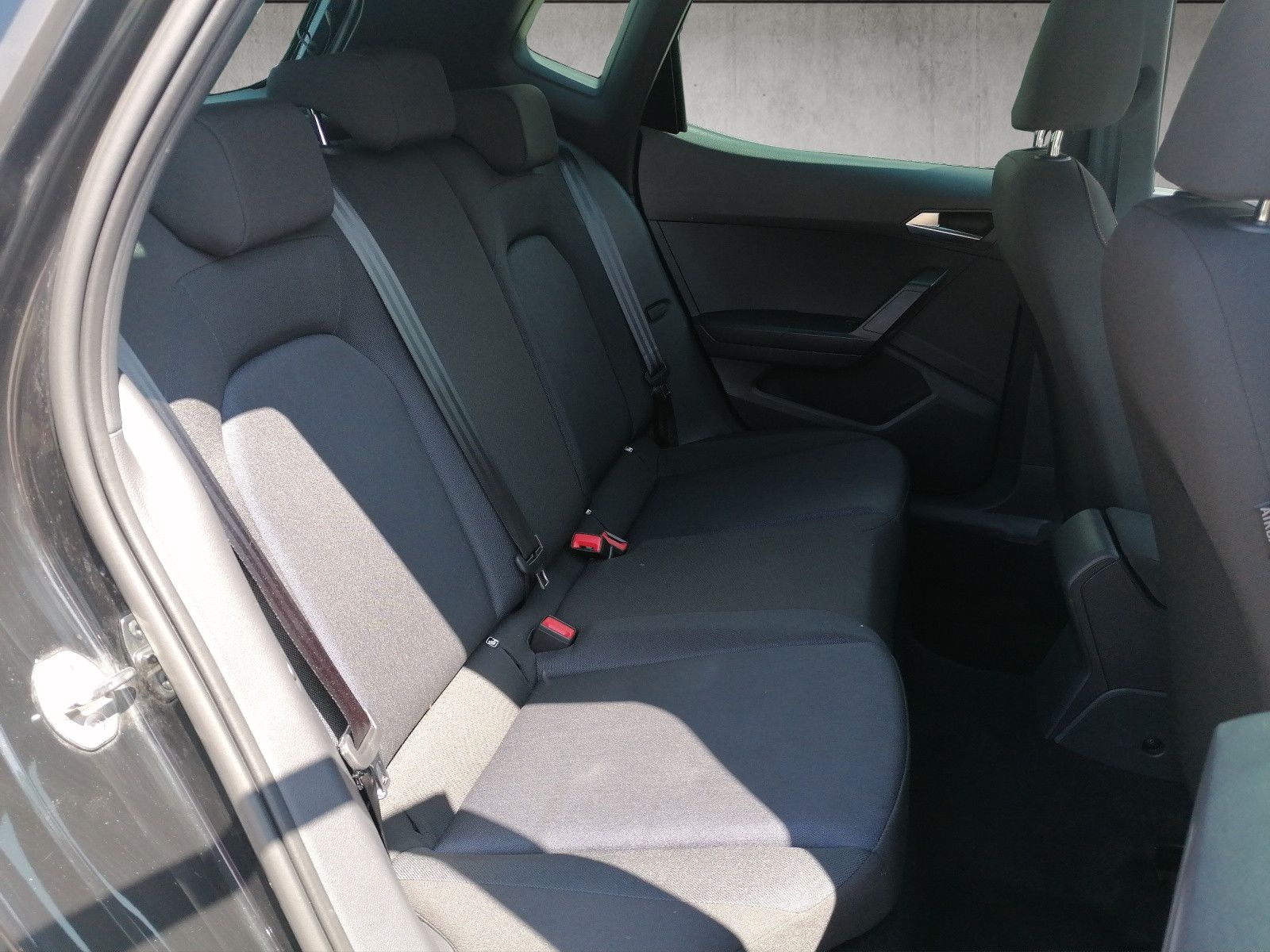 Fahrzeugabbildung SEAT Arona 1.0 FR GJR FAP XL KAM KESSY NAVI LED