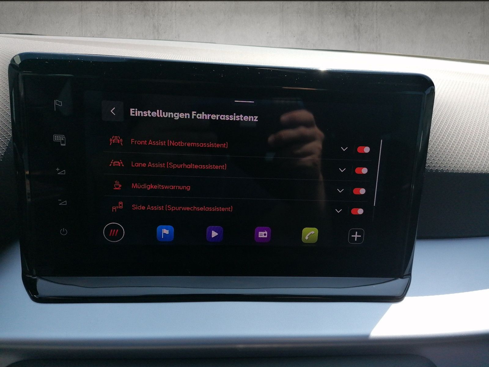 Fahrzeugabbildung SEAT Arona 1.0 FR GJR FAP XL KAM KESSY NAVI LED
