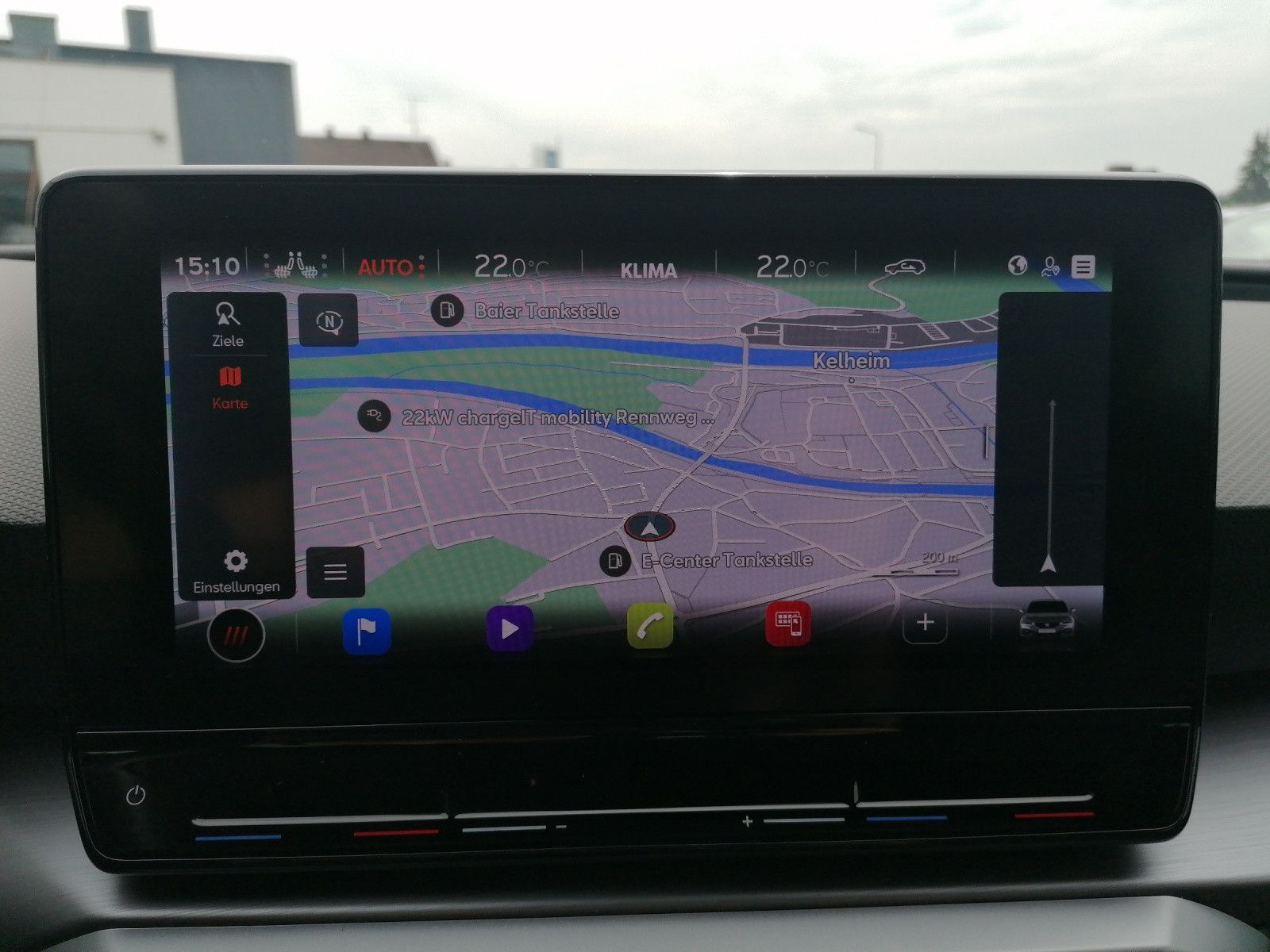 Fahrzeugabbildung SEAT Leon Sportstourer 1.5 TSI FR DSG FAP XL