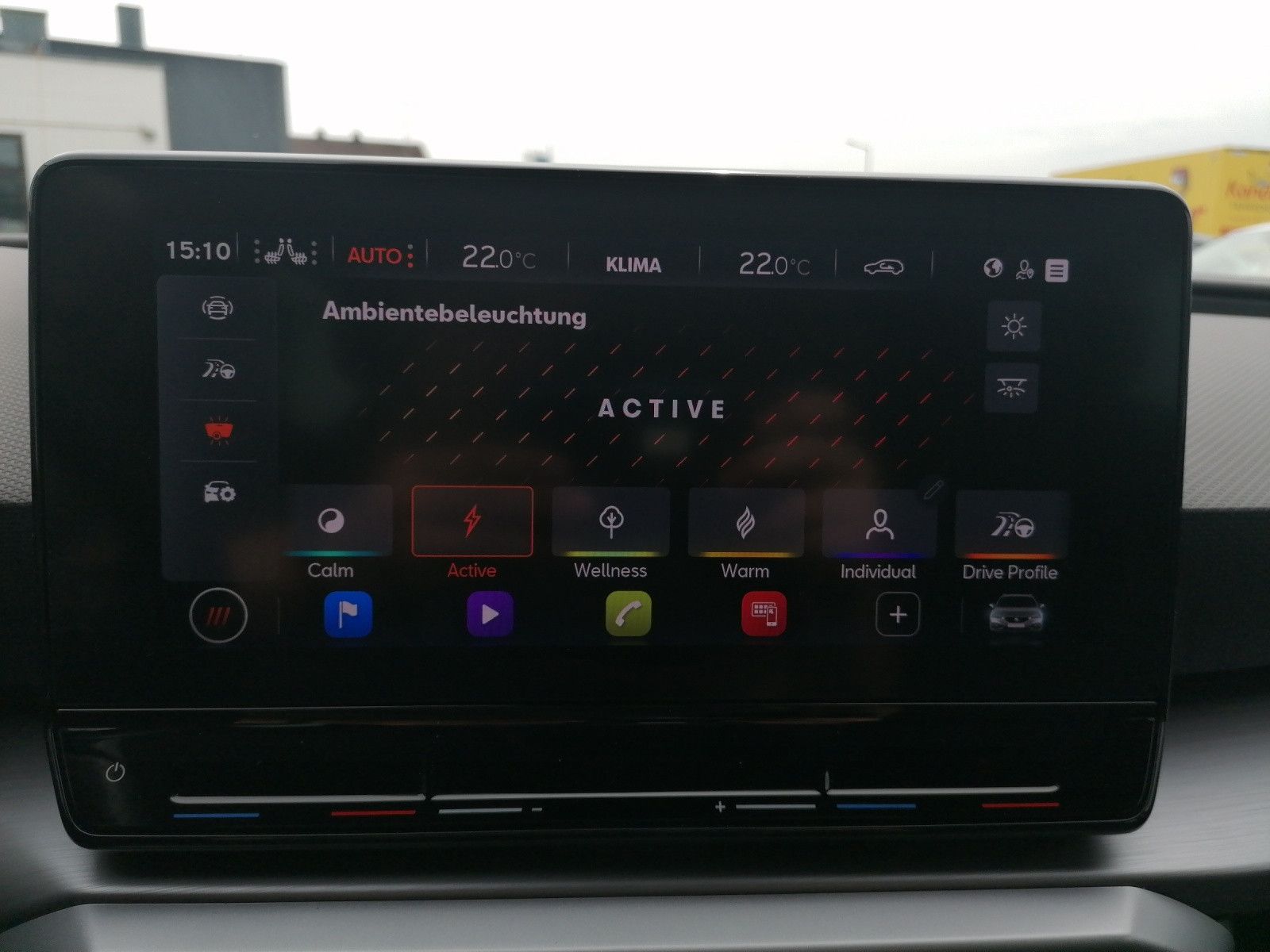 Fahrzeugabbildung SEAT Leon Sportstourer 1.5 TSI FR DSG FAP XL
