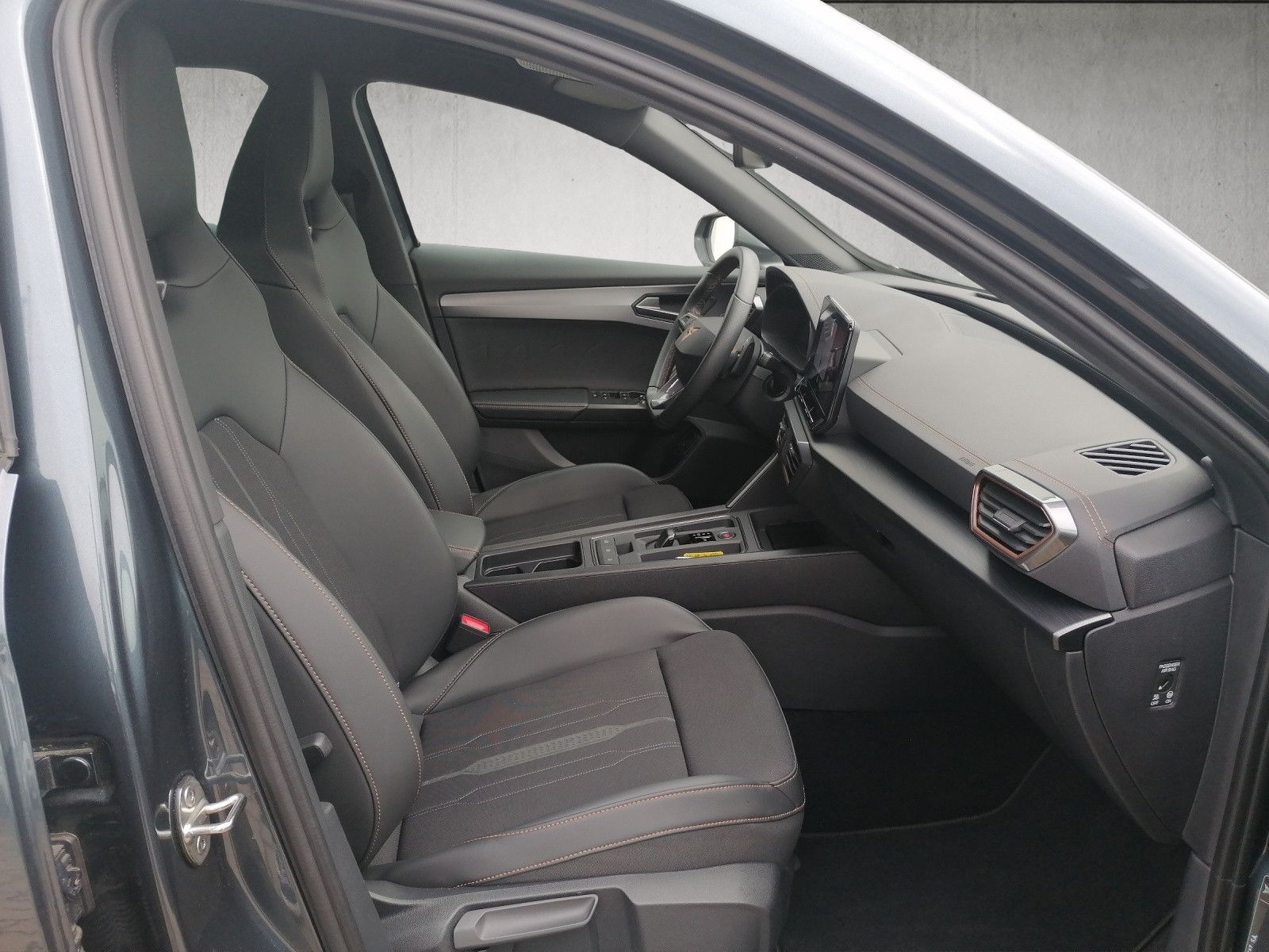 Fahrzeugabbildung CUPRA Formentor 1.5 TSI DSG FAP XL el.HK 360G