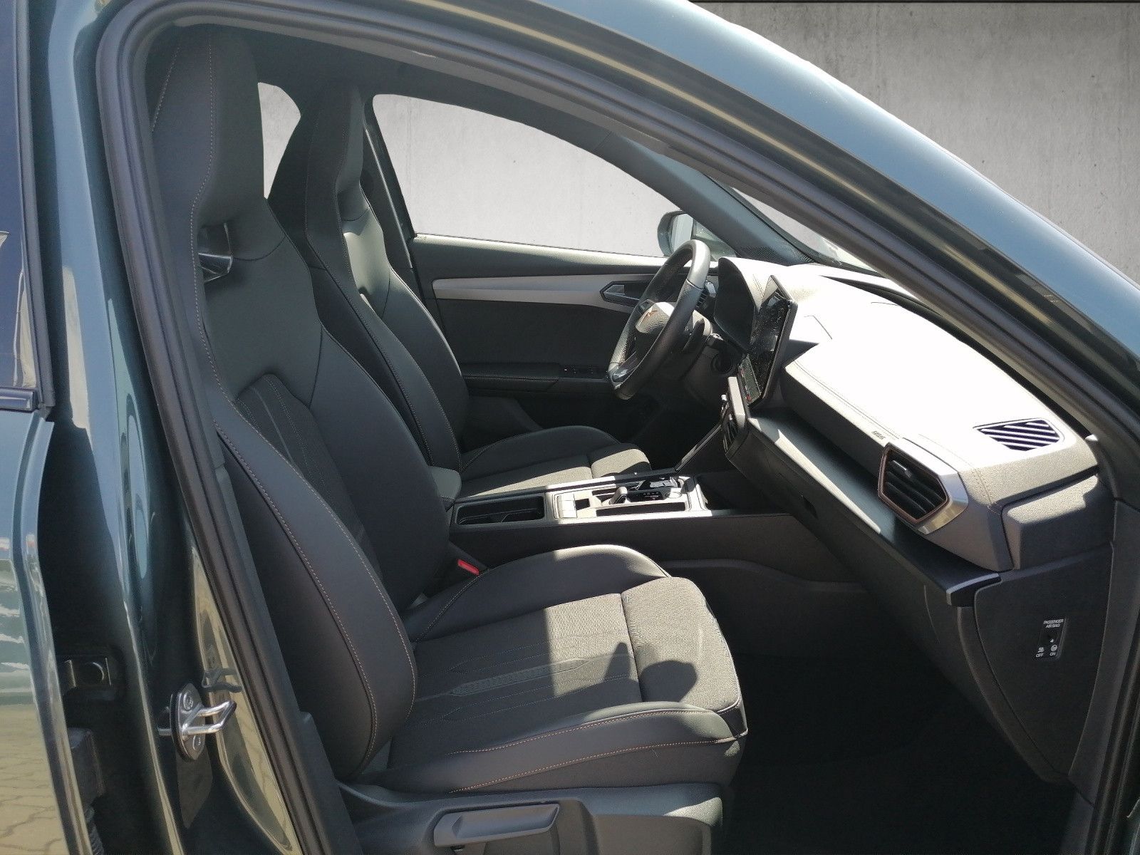Fahrzeugabbildung CUPRA Formentor VZ 1.4 e-Hybrid DSG elHK AHK