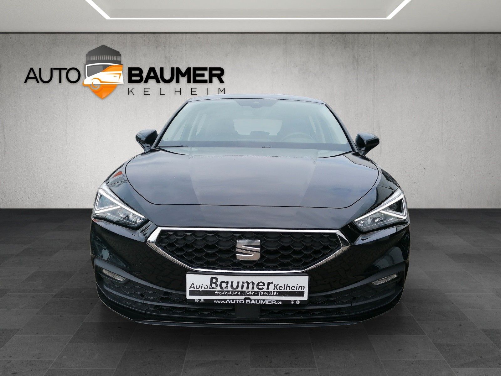 Fahrzeugabbildung SEAT Leon 1.5 TSI Style NAVI PDC KAM GAR 7/25