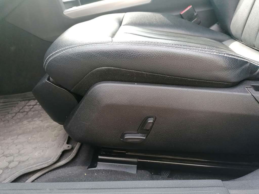 Fahrzeugabbildung Mercedes-Benz E 300 E -Klasse T-Modell E 300 BlueTec