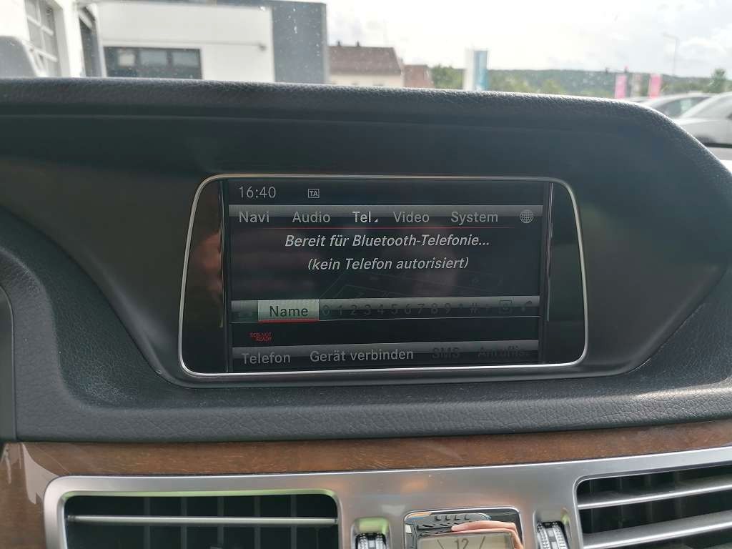 Fahrzeugabbildung Mercedes-Benz E 300 E -Klasse T-Modell E 300 BlueTec