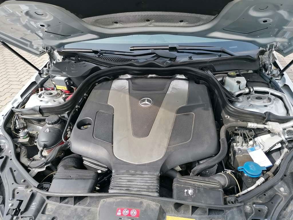 Fahrzeugabbildung Mercedes-Benz E 300 E -Klasse T-Modell E 300 BlueTec