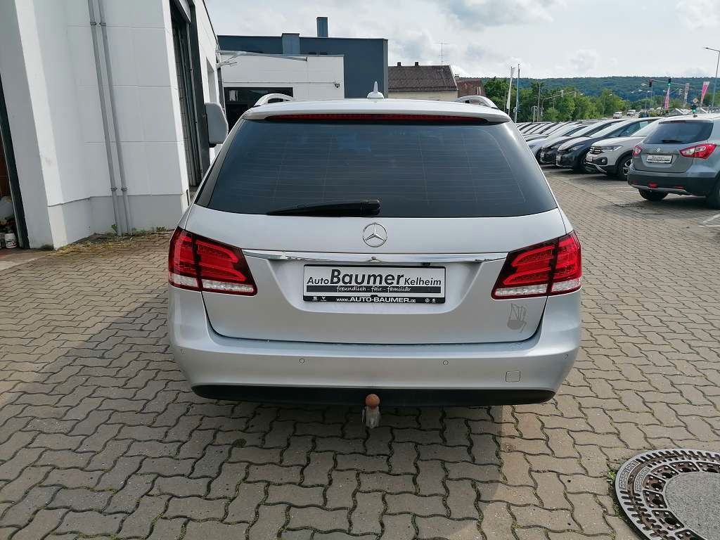 Fahrzeugabbildung Mercedes-Benz E 300 E -Klasse T-Modell E 300 BlueTec