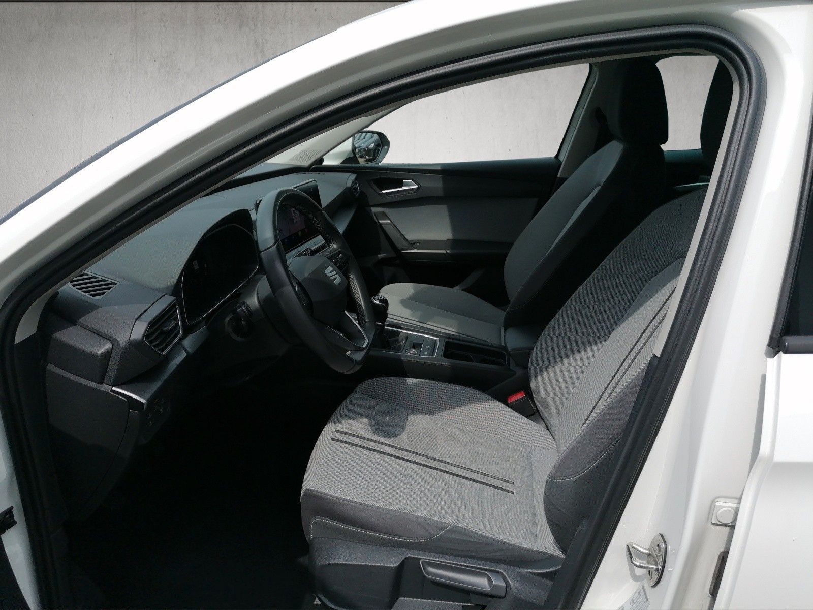 Fahrzeugabbildung SEAT Leon 1.5 TSI Style AHK FAP M KAM