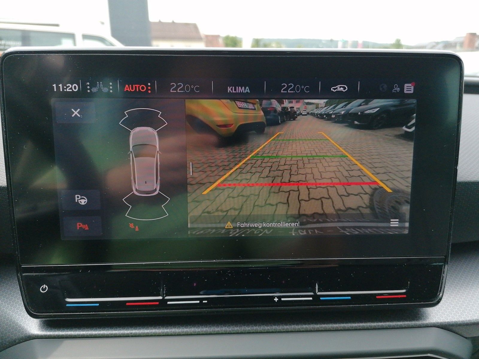 Fahrzeugabbildung SEAT Leon 1.5 TSI Style AHK FAP M KAM