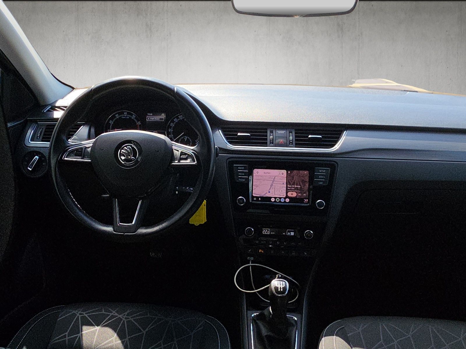 Fahrzeugabbildung SKODA Rapid Spaceback 1.0 TSI Clever PDC SHZ SMART LIN