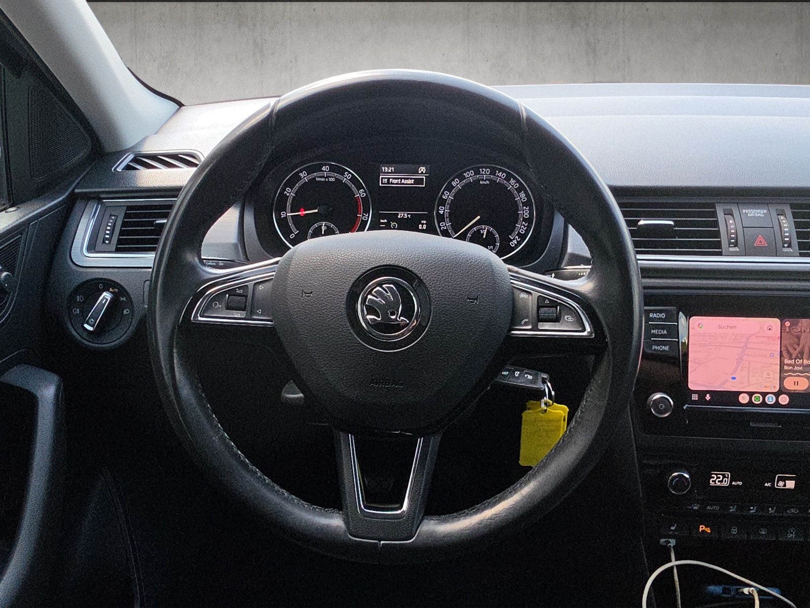 Fahrzeugabbildung SKODA Rapid Spaceback 1.0 TSI Clever PDC SHZ SMART LIN