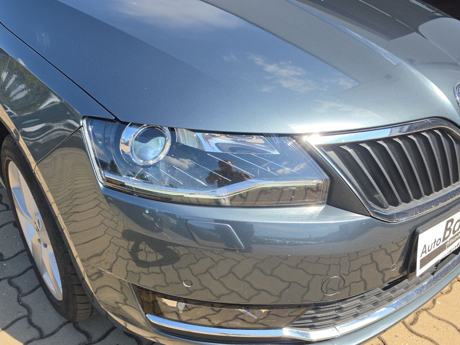 Fahrzeugabbildung SKODA Rapid Spaceback 1.0 TSI Clever PDC SHZ SMART LIN
