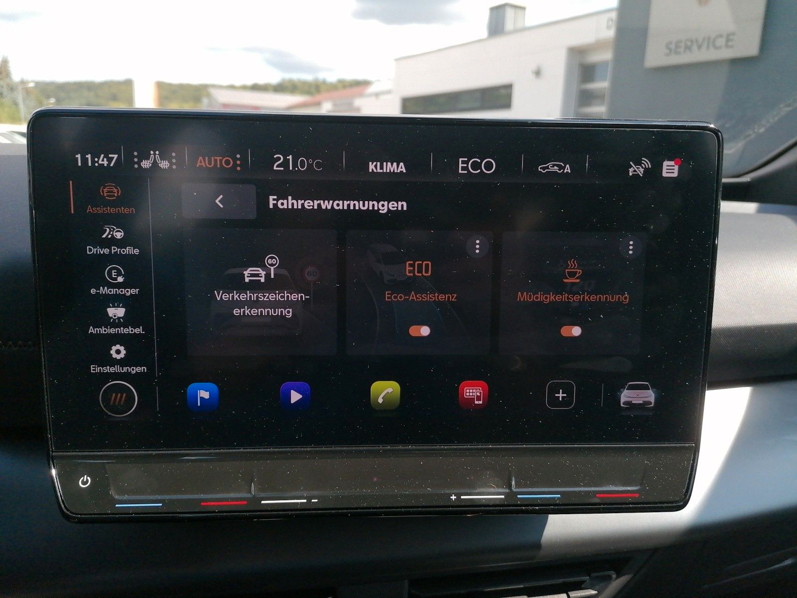 Fahrzeugabbildung CUPRA Born 231 PS 77kWh 19" Pilot M Cargo Below Zero