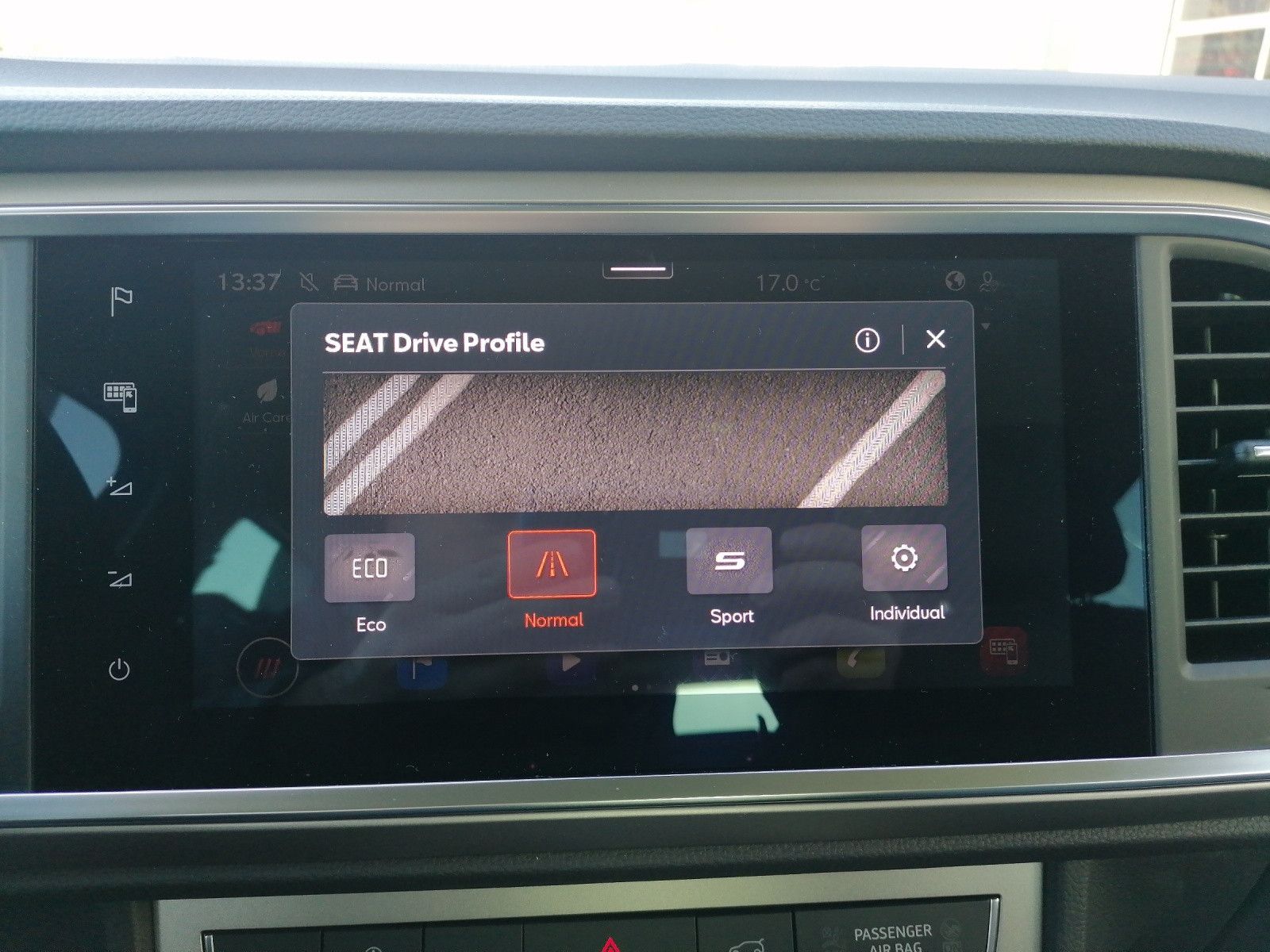 Fahrzeugabbildung SEAT Ateca 1.5 TSI Xperience DSG AHK FAP XL elHK