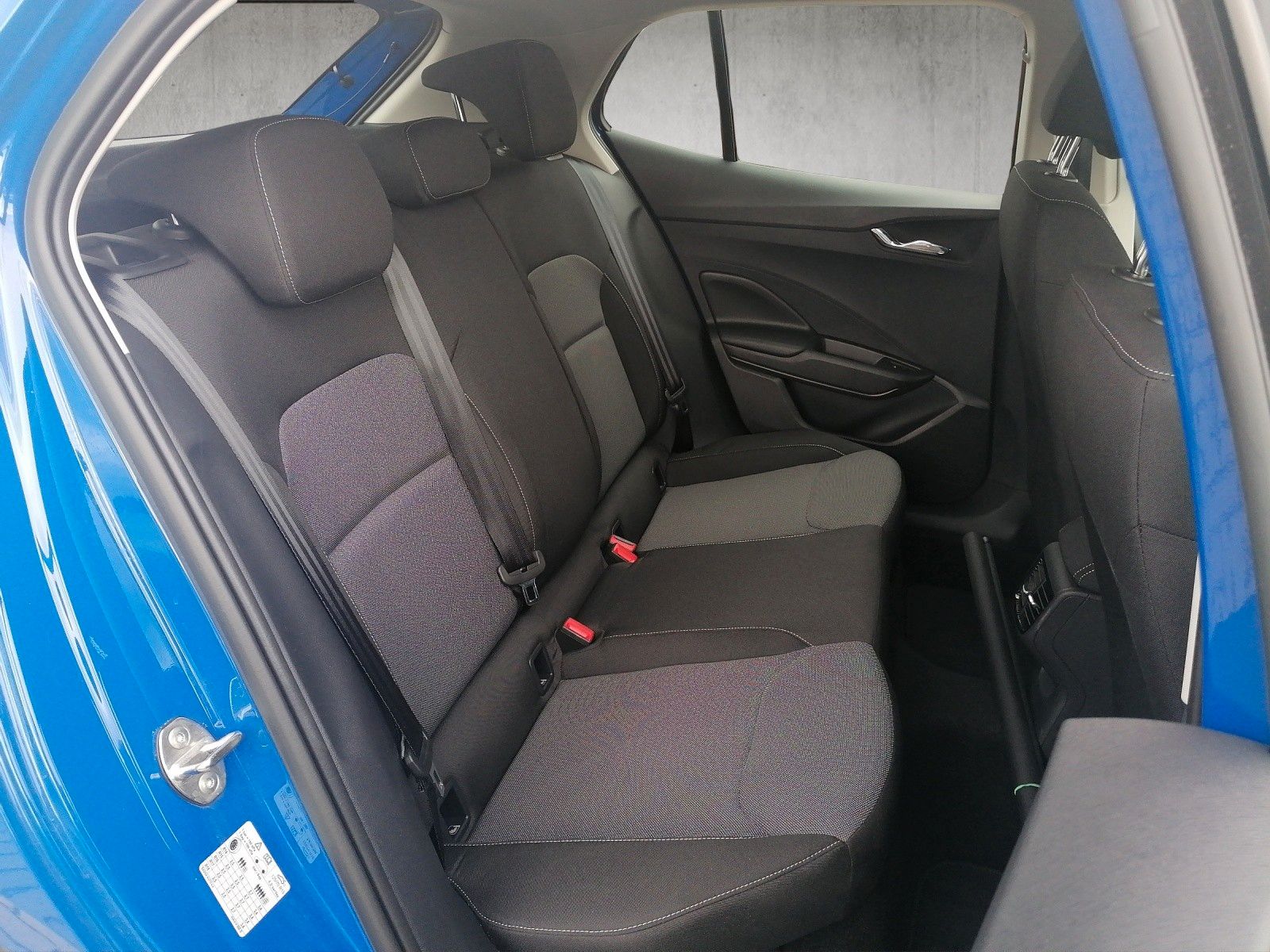 Fahrzeugabbildung SKODA Fabia 1.0 TSI Selection PDC hi Smart Li GRA