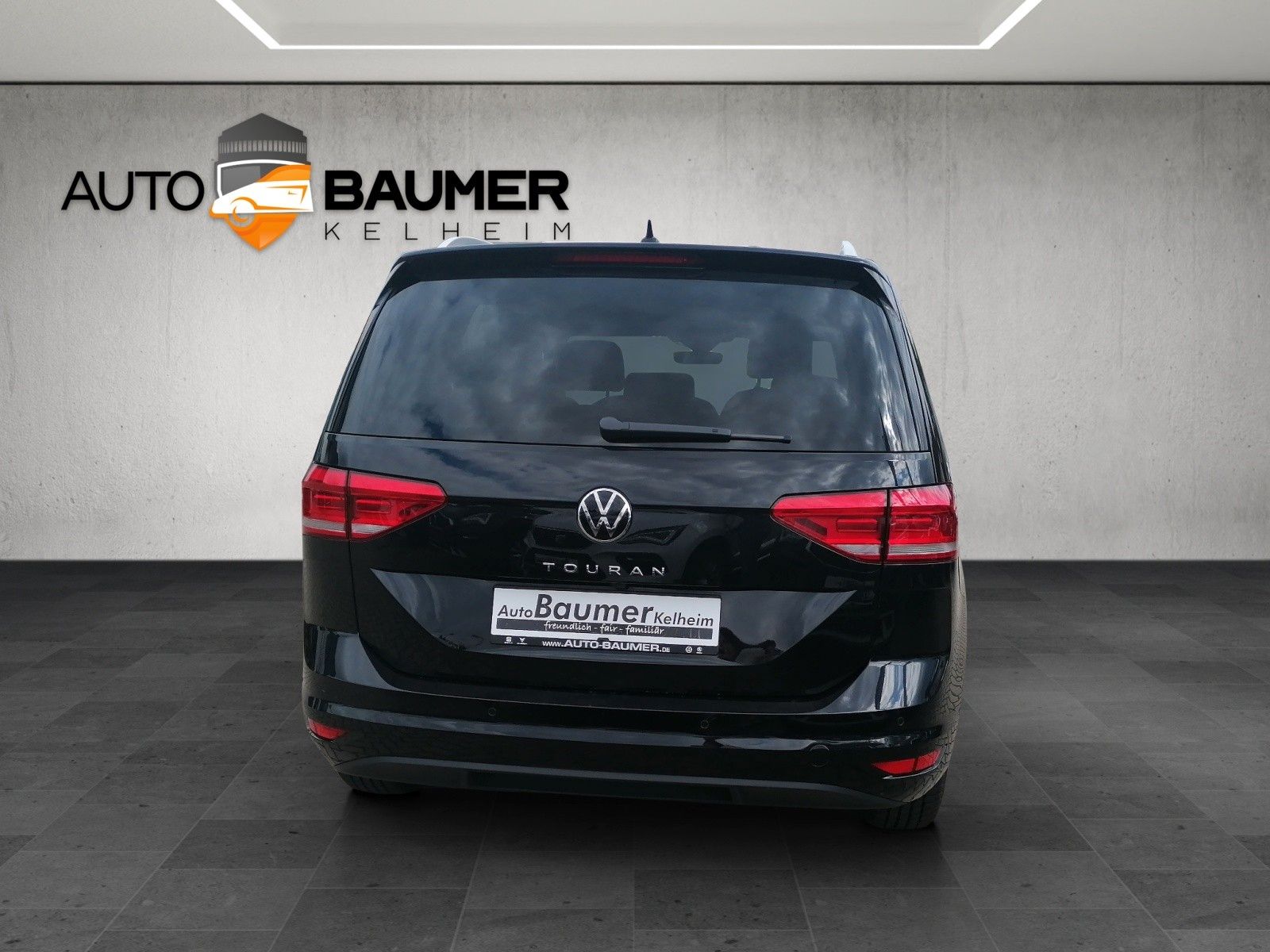 Fahrzeugabbildung Volkswagen Touran 1.5 TSI DSG AHK 7SITZER NAVI ACC