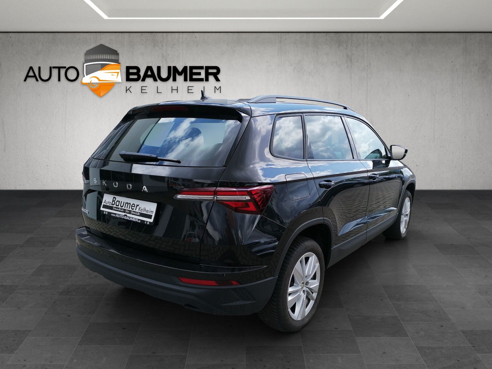 Fahrzeugabbildung SKODA Karoq 1.5 TSI Selection elHK KAM Vorb.AHK Navi