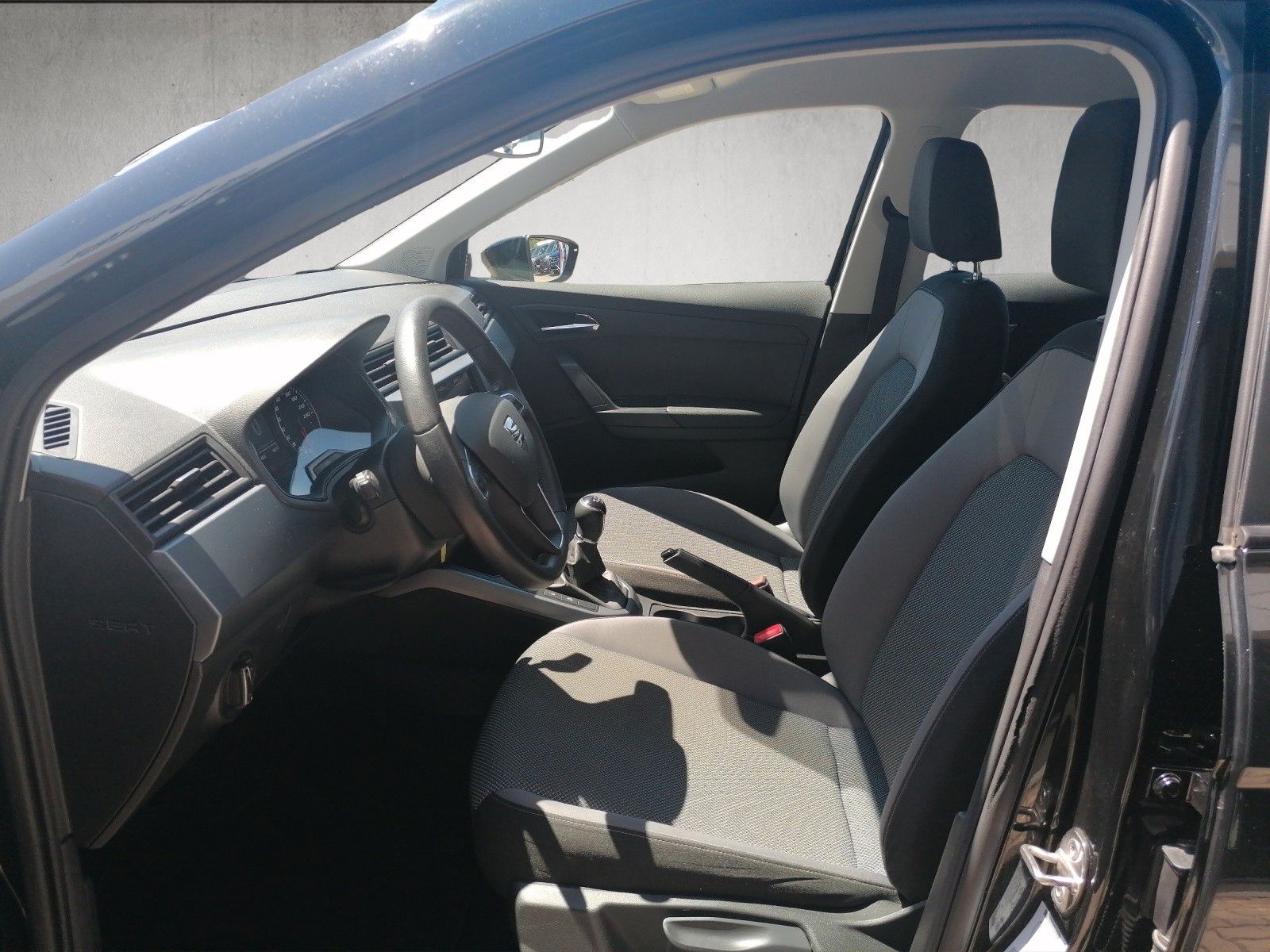 Fahrzeugabbildung SEAT Arona 1.0 TGI Style KAM TOTW NAVI DAB