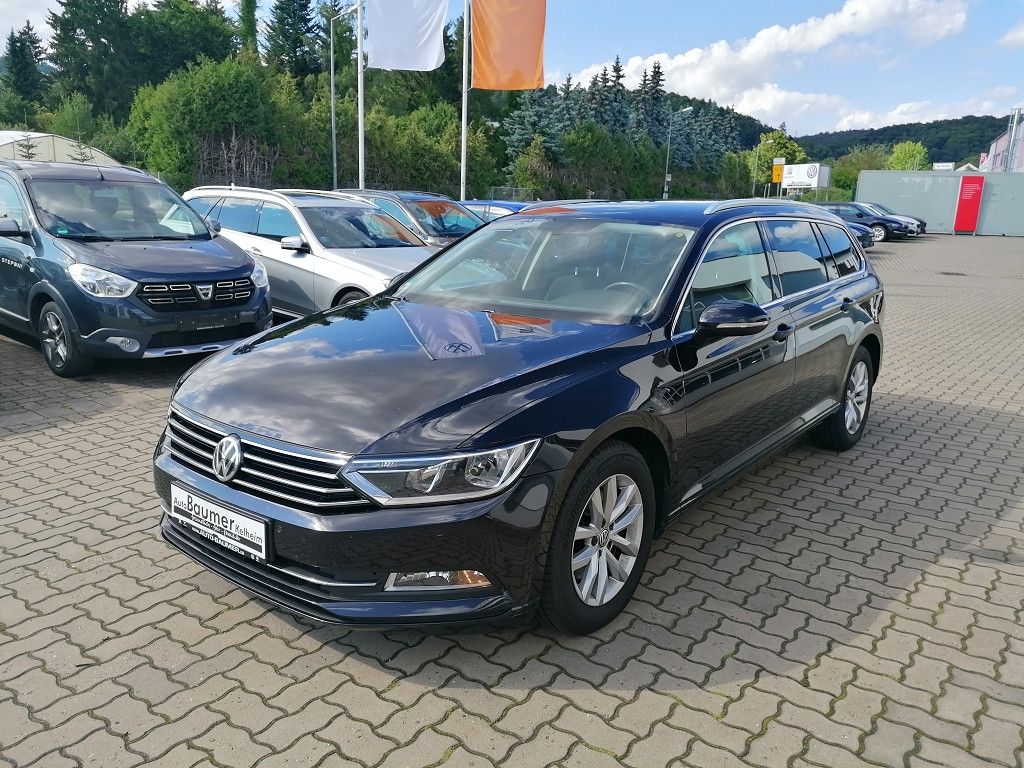 Volkswagen Passat Variant 2.0 TDI Comfortline AHK  11/2025