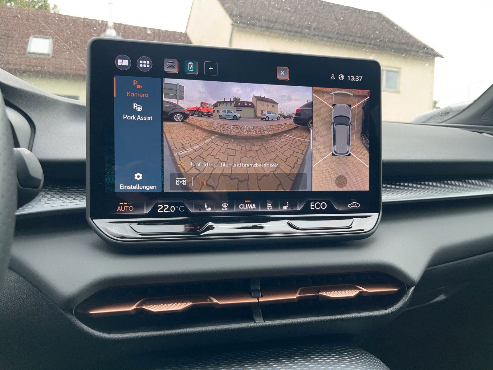 Fahrzeugabbildung CUPRA Terramar 1.5 e-Hybrid MATRIX DCC FAP XL HUD ALCA
