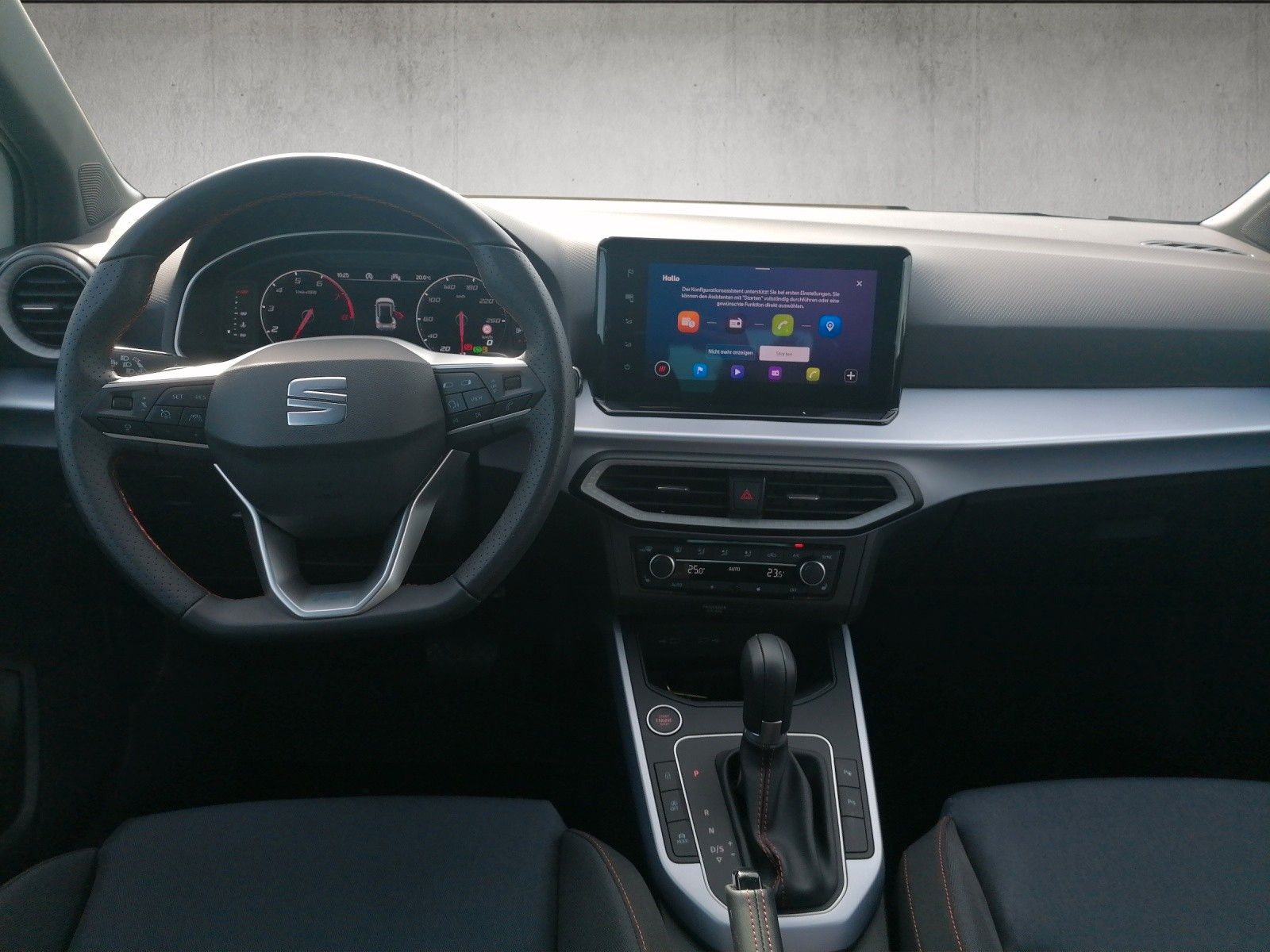 Fahrzeugabbildung SEAT Arona 1.0 TSI FR DSG GJR BLINDSP KESSY XL