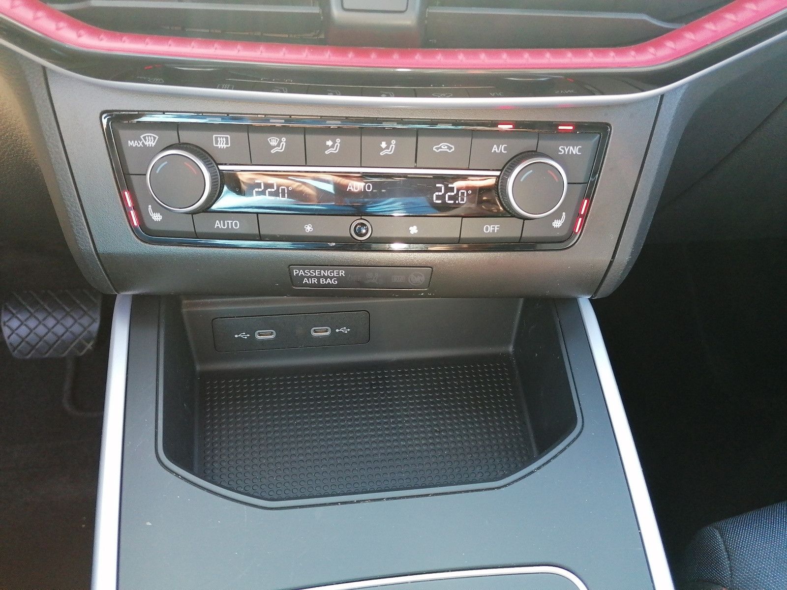 Fahrzeugabbildung SEAT Arona 1.5 TSI FR DSG FAP XL GJR VC