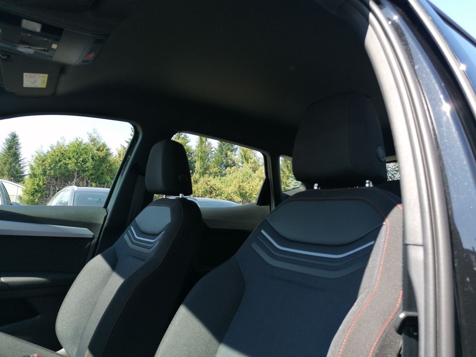 Fahrzeugabbildung SEAT Arona 1.5 TSI FR DSG FAP XL GJR VC