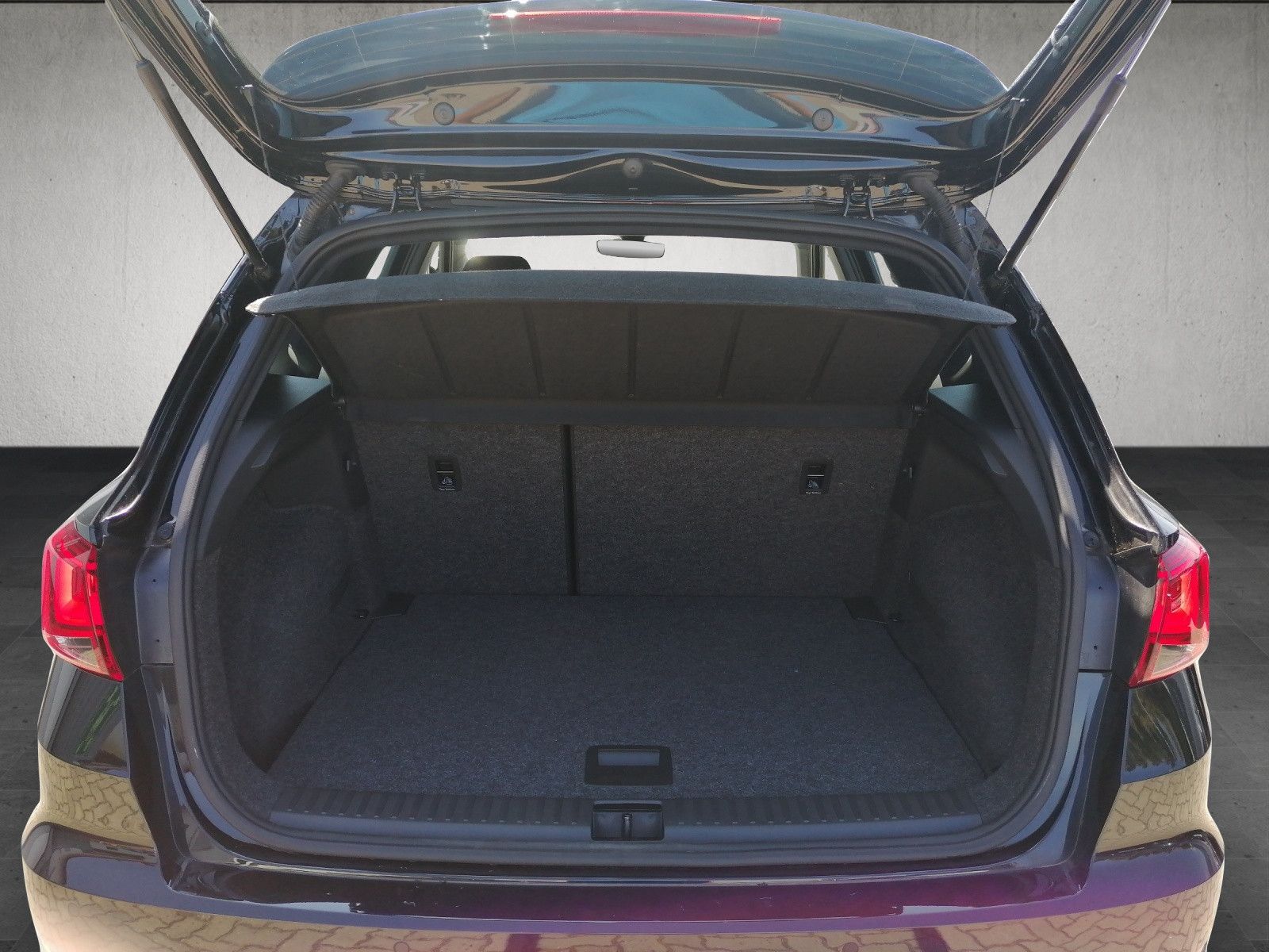 Fahrzeugabbildung SEAT Arona 1.5 TSI FR DSG FAP XL GJR VC