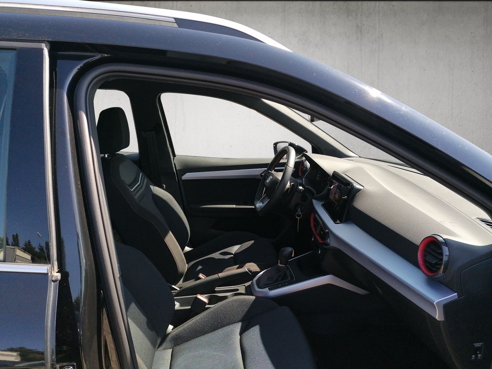 Fahrzeugabbildung SEAT Arona 1.5 TSI FR DSG FAP XL GJR VC