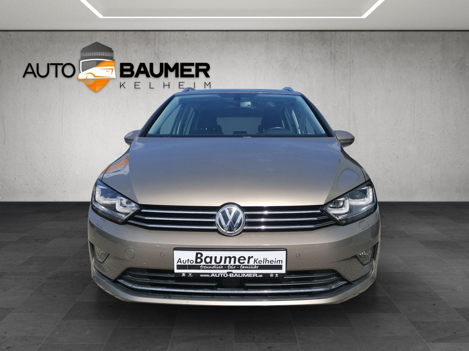Fahrzeugabbildung Volkswagen Golf Sportsvan 1.4 TSI Highline PDC NAVI