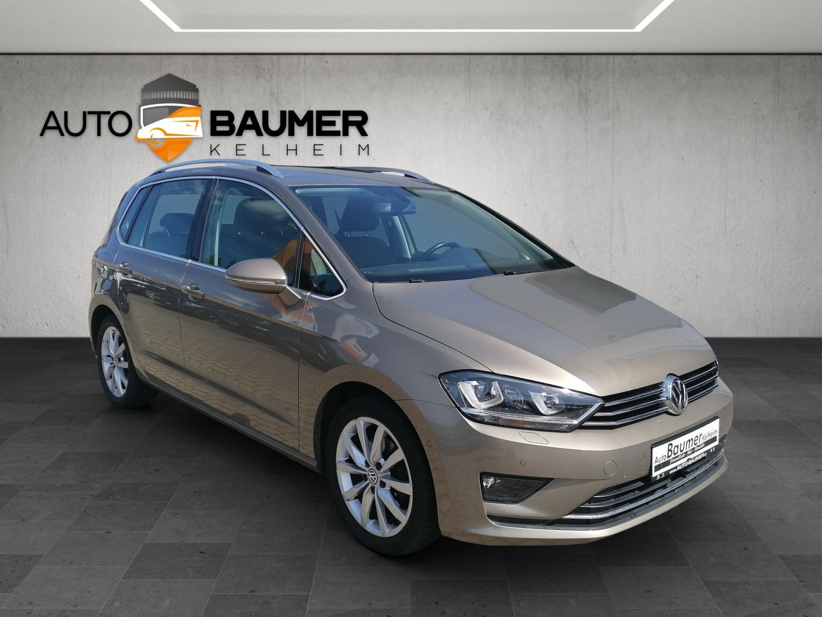Fahrzeugabbildung Volkswagen Golf Sportsvan 1.4 TSI Highline PDC NAVI