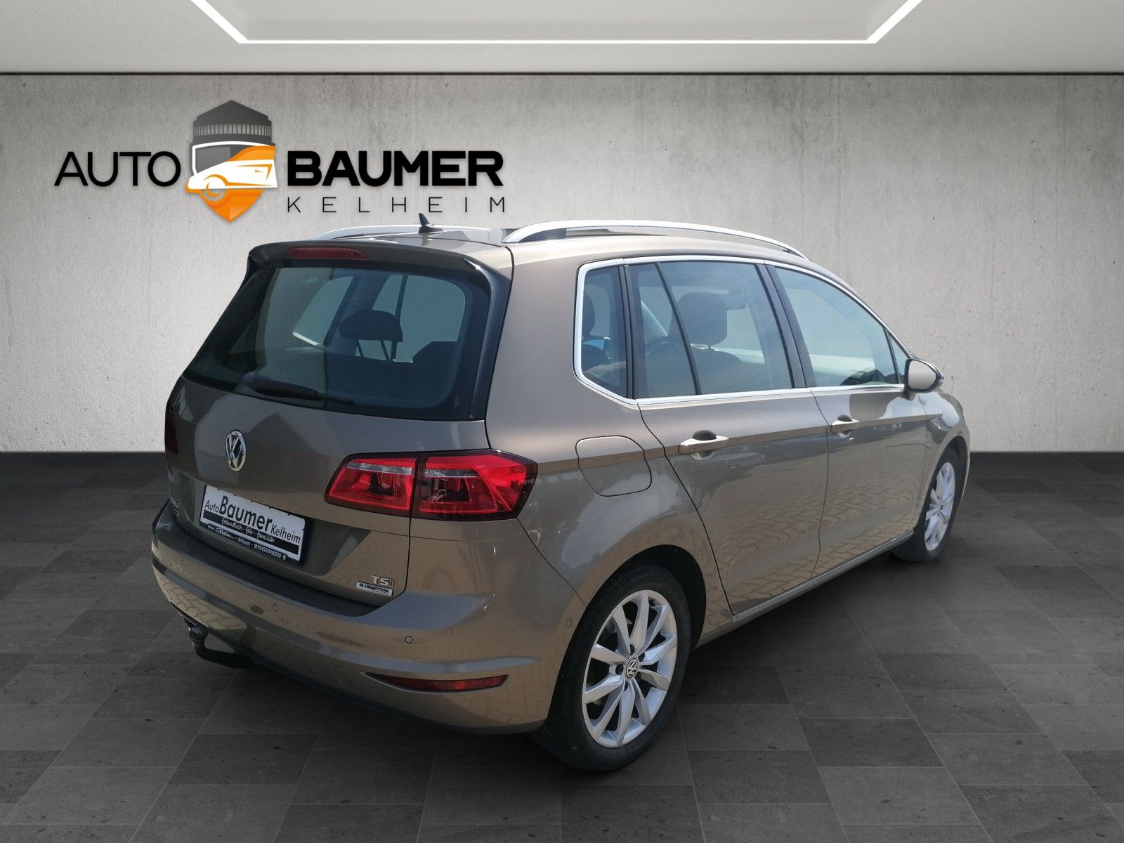 Fahrzeugabbildung Volkswagen Golf Sportsvan 1.4 TSI Highline PDC NAVI