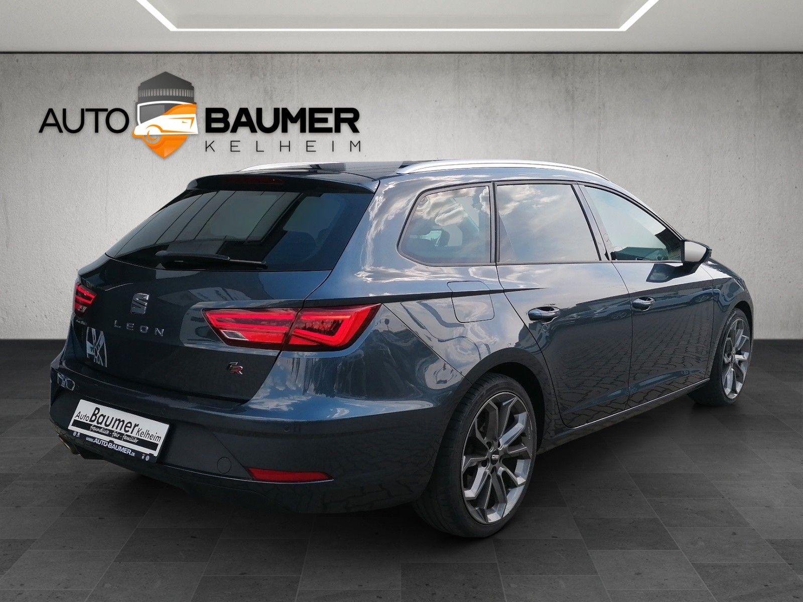 Fahrzeugabbildung SEAT Leon ST 2.0 TSI FR DSG ACC KAM FULL LINK