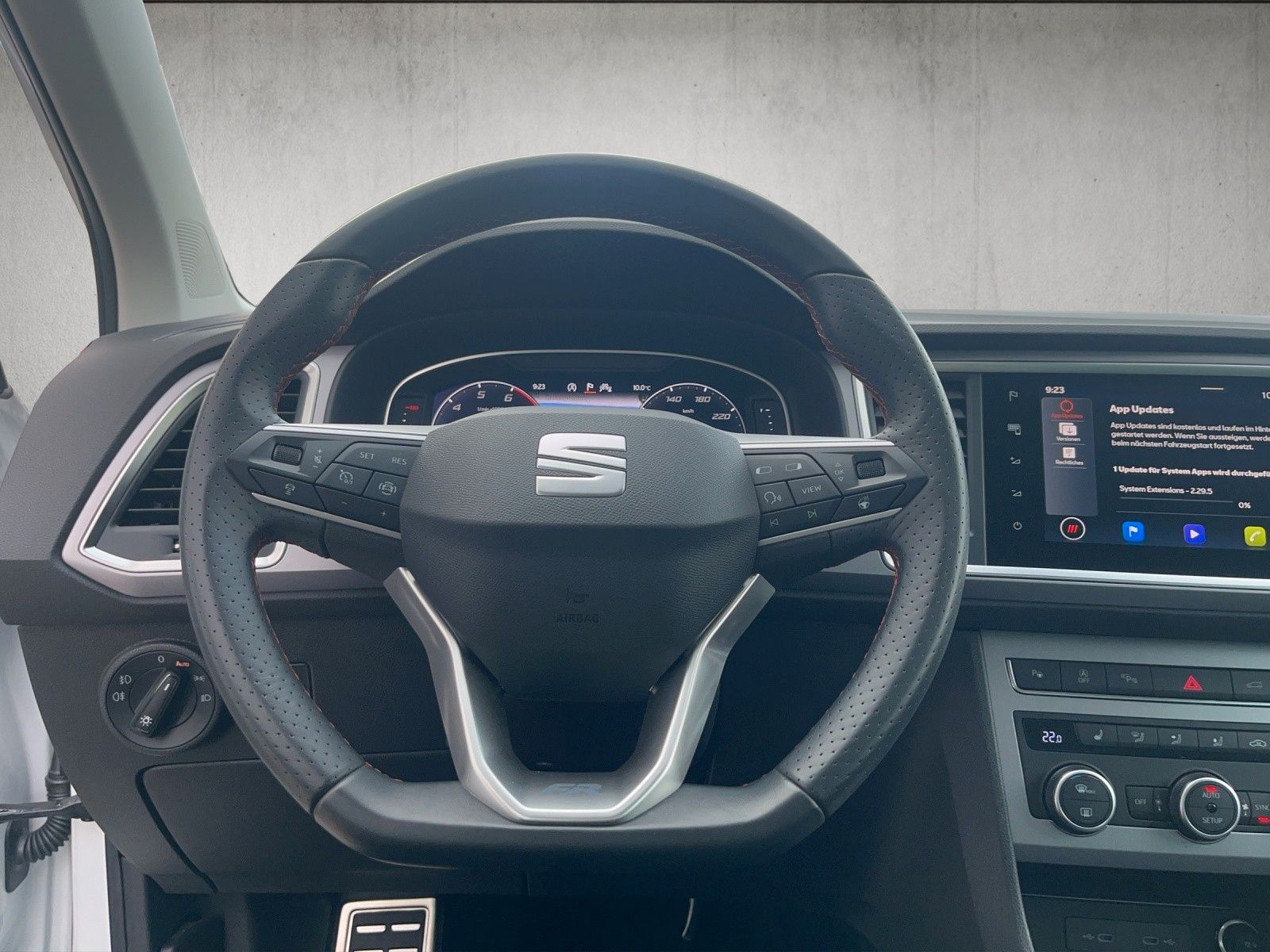 Fahrzeugabbildung SEAT Ateca 1.5 TSI FR DSG AHK FAP L elHK 360 GJR